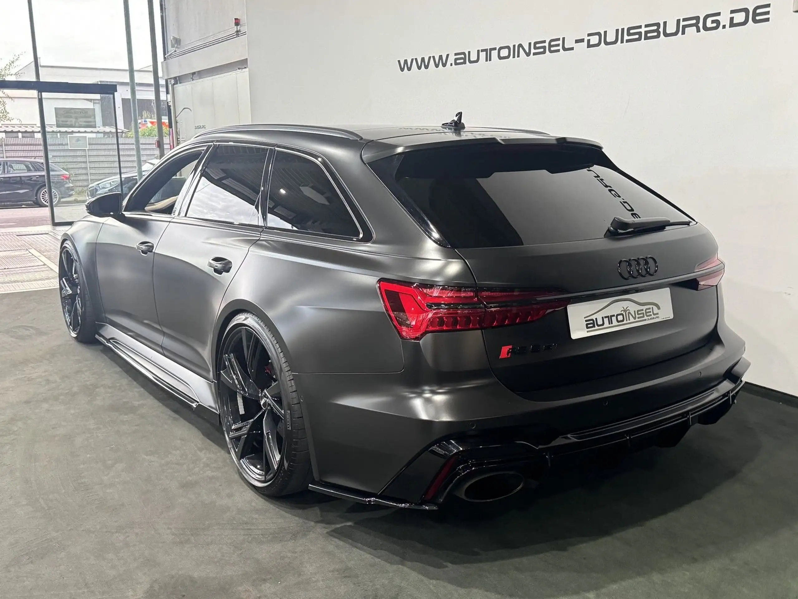 Audi - RS6