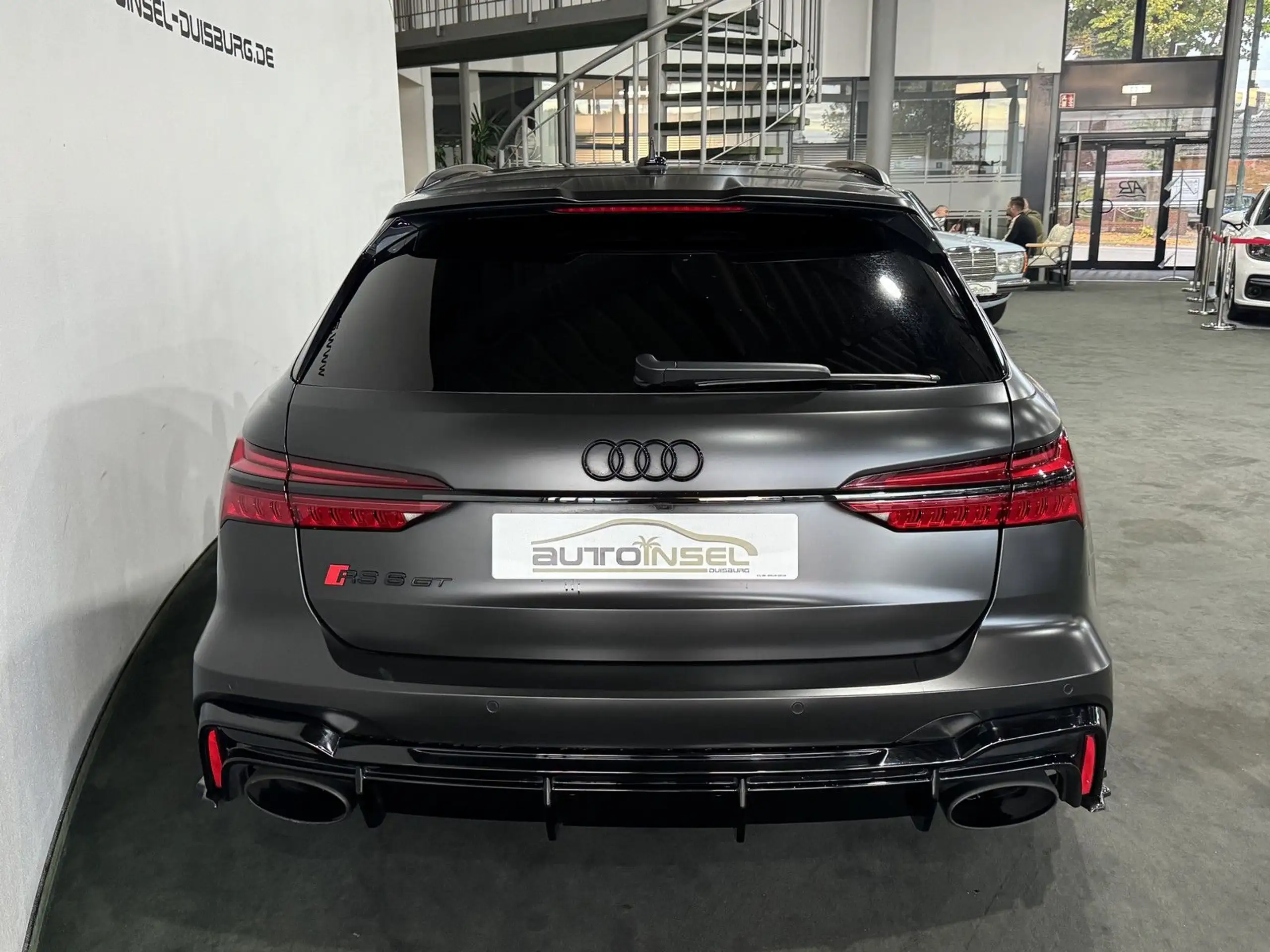 Audi - RS6