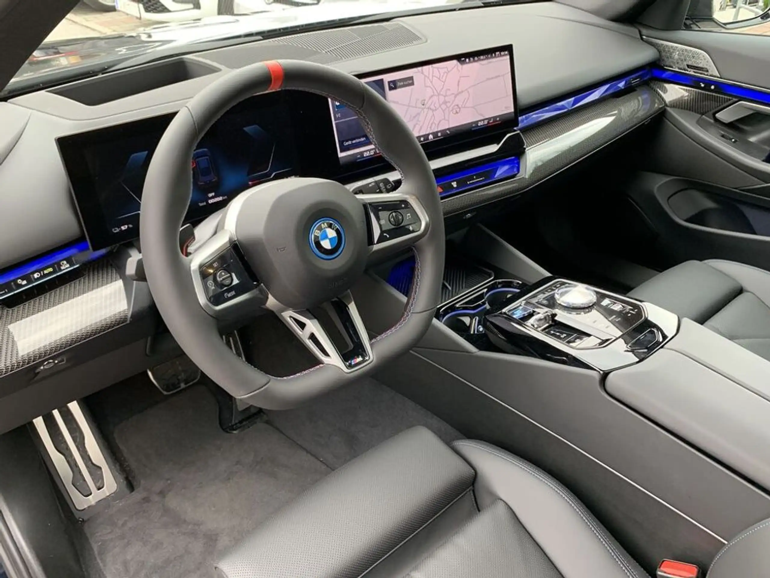 BMW - i5