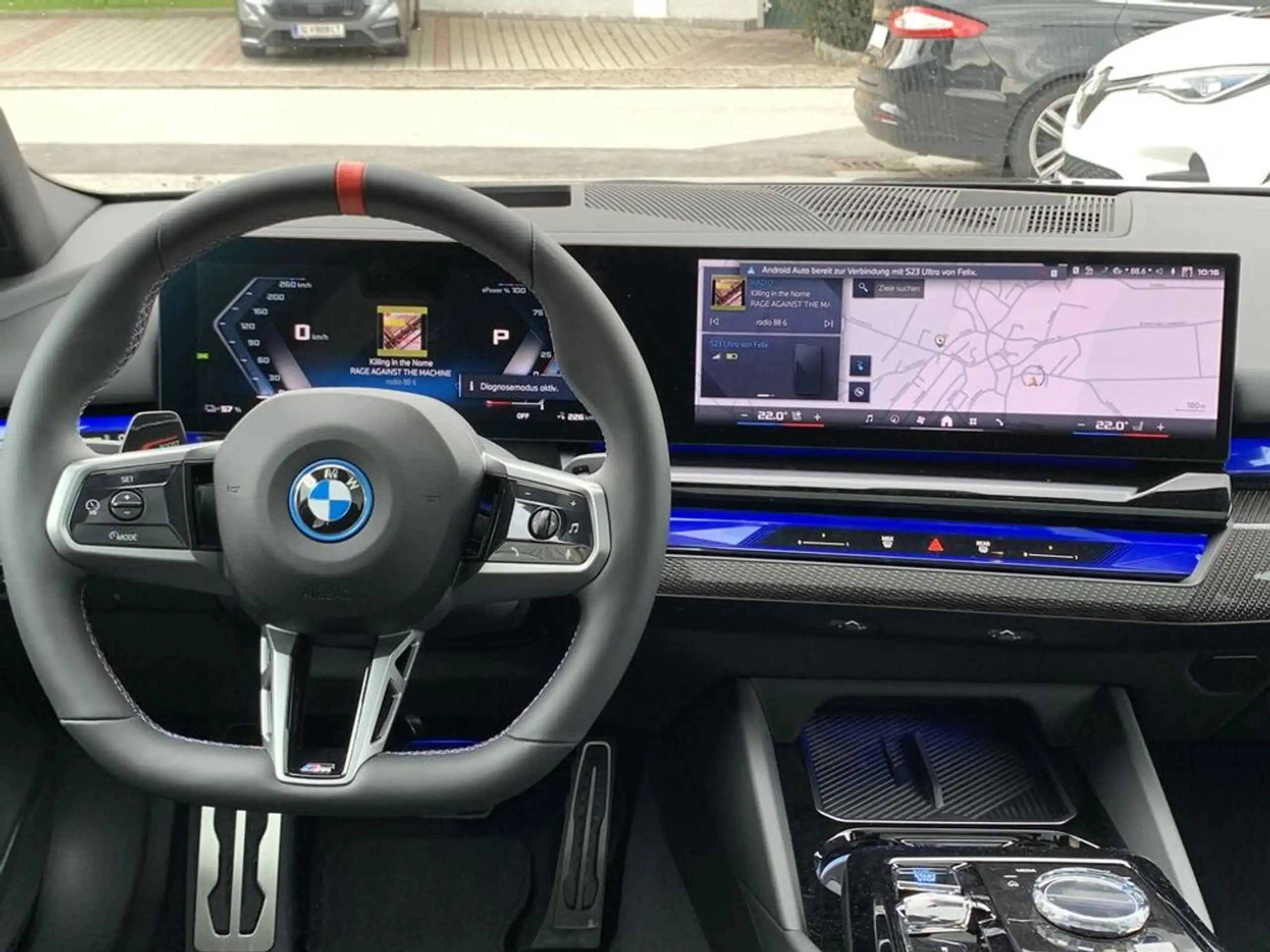 BMW - i5