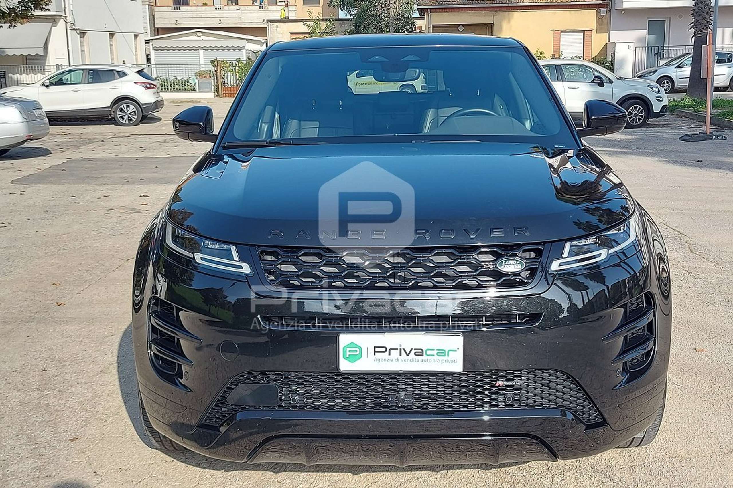 Land Rover - Range Rover Evoque