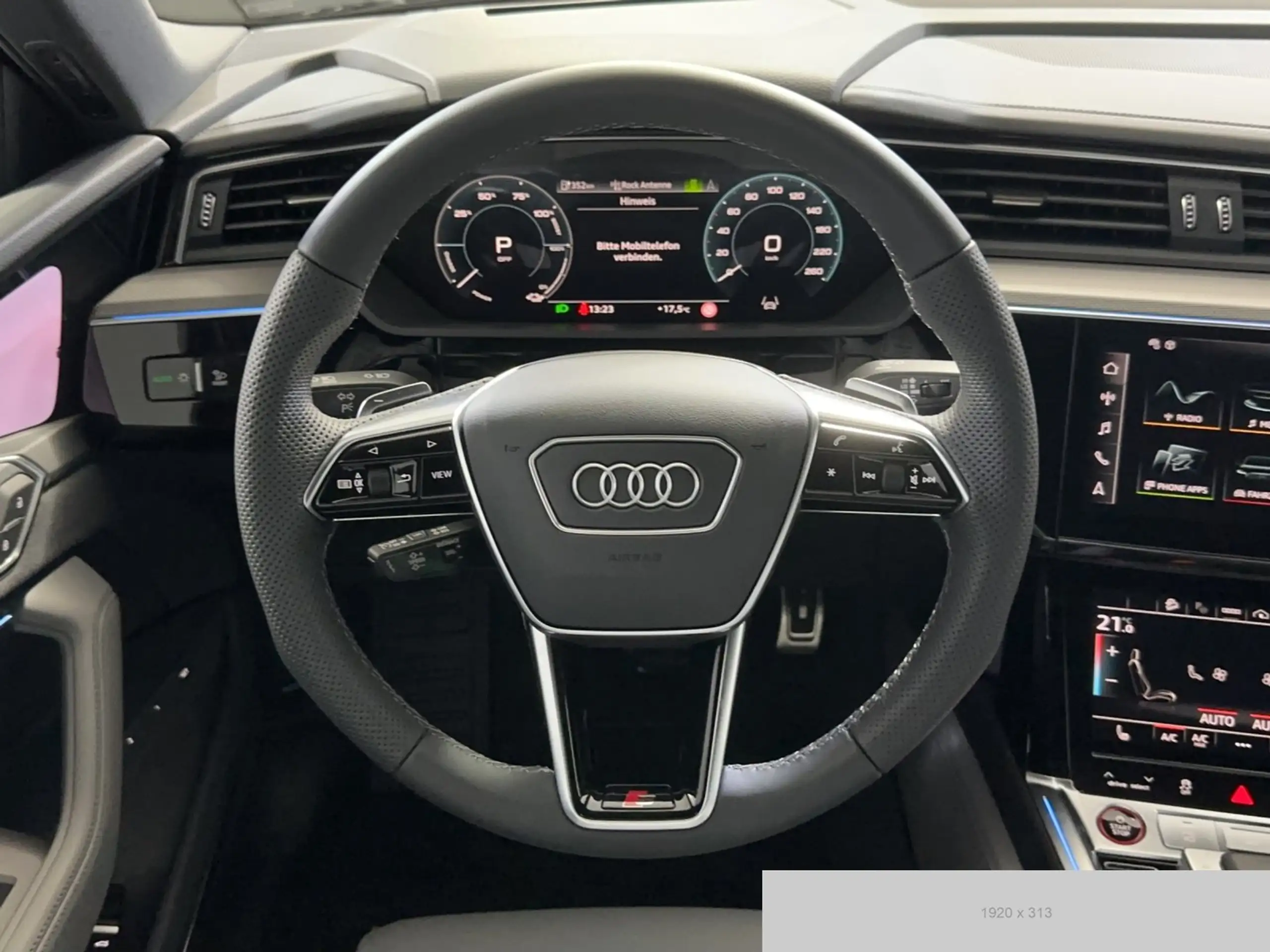 Audi - SQ8