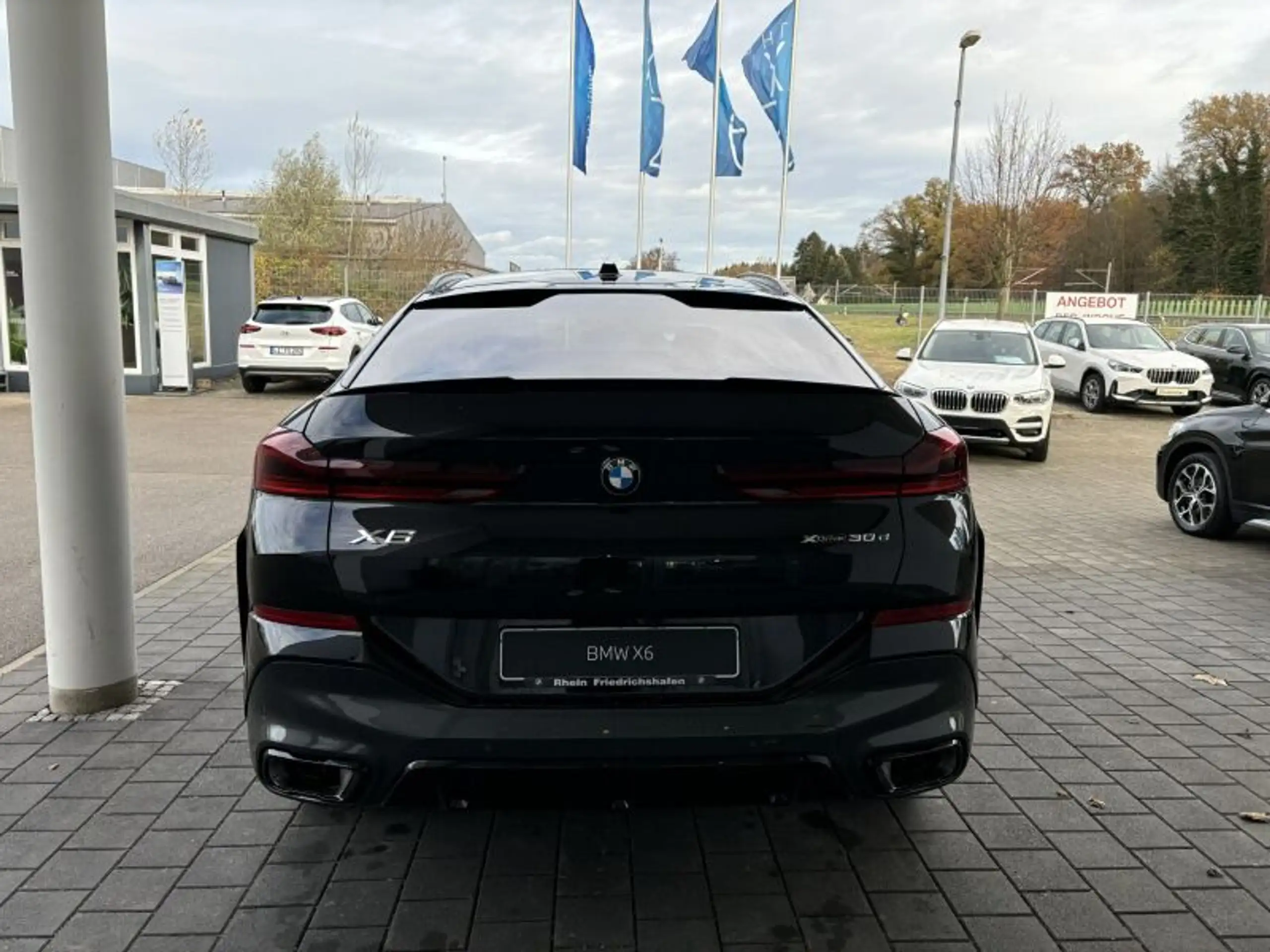 BMW - X6