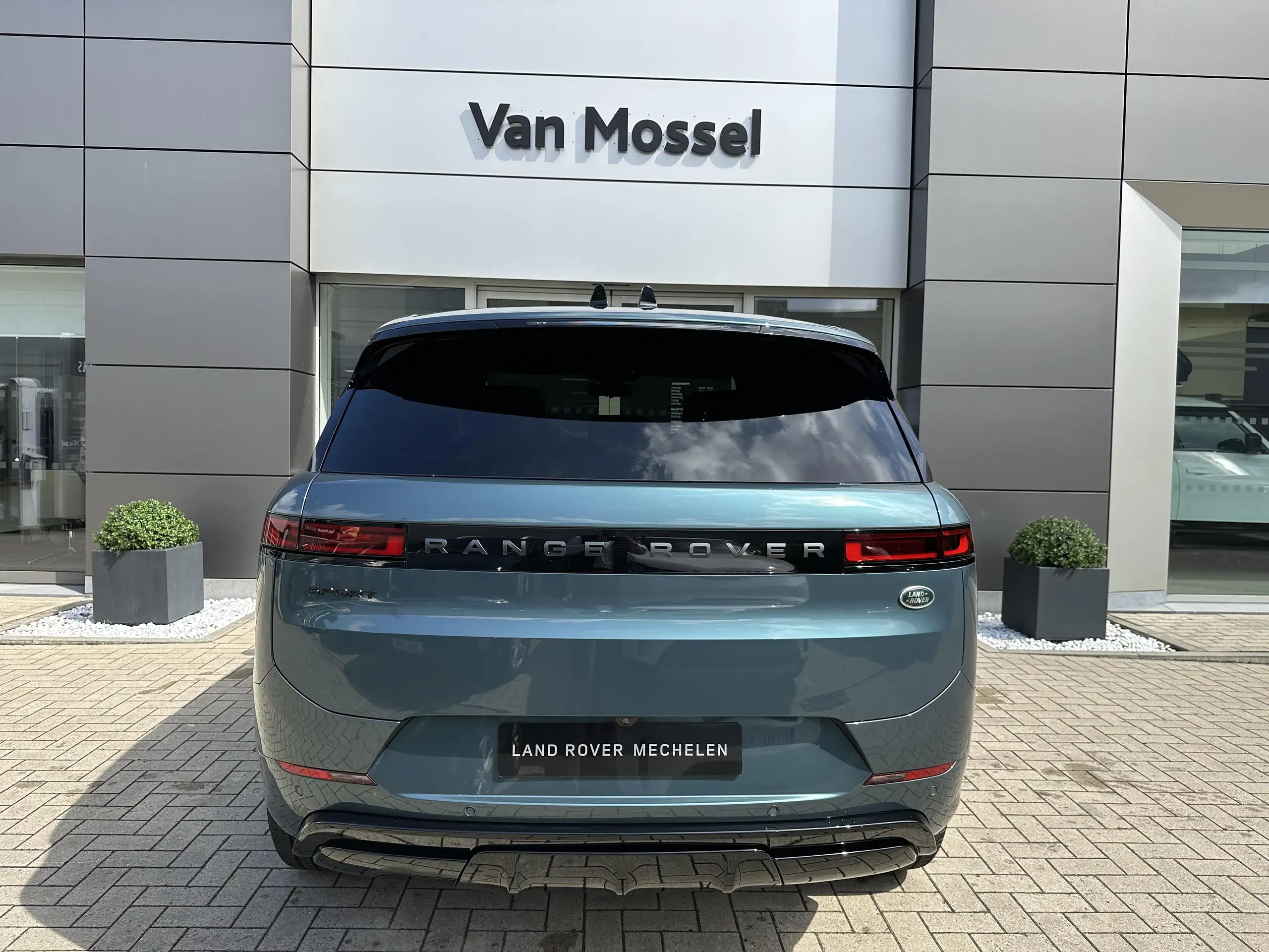 Land Rover - Range Rover Sport