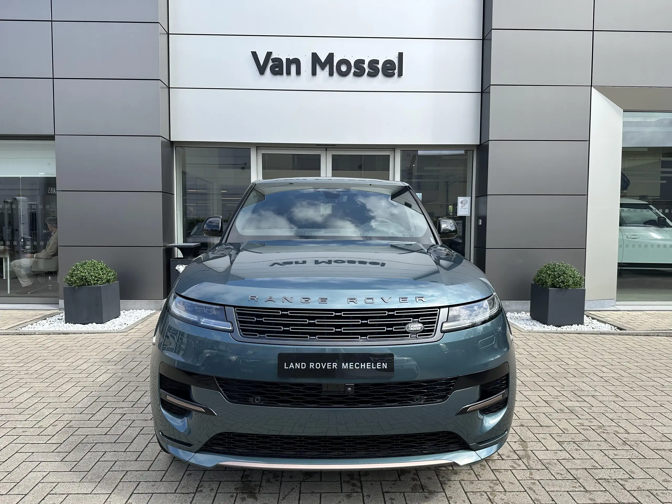 Land Rover - Range Rover Sport