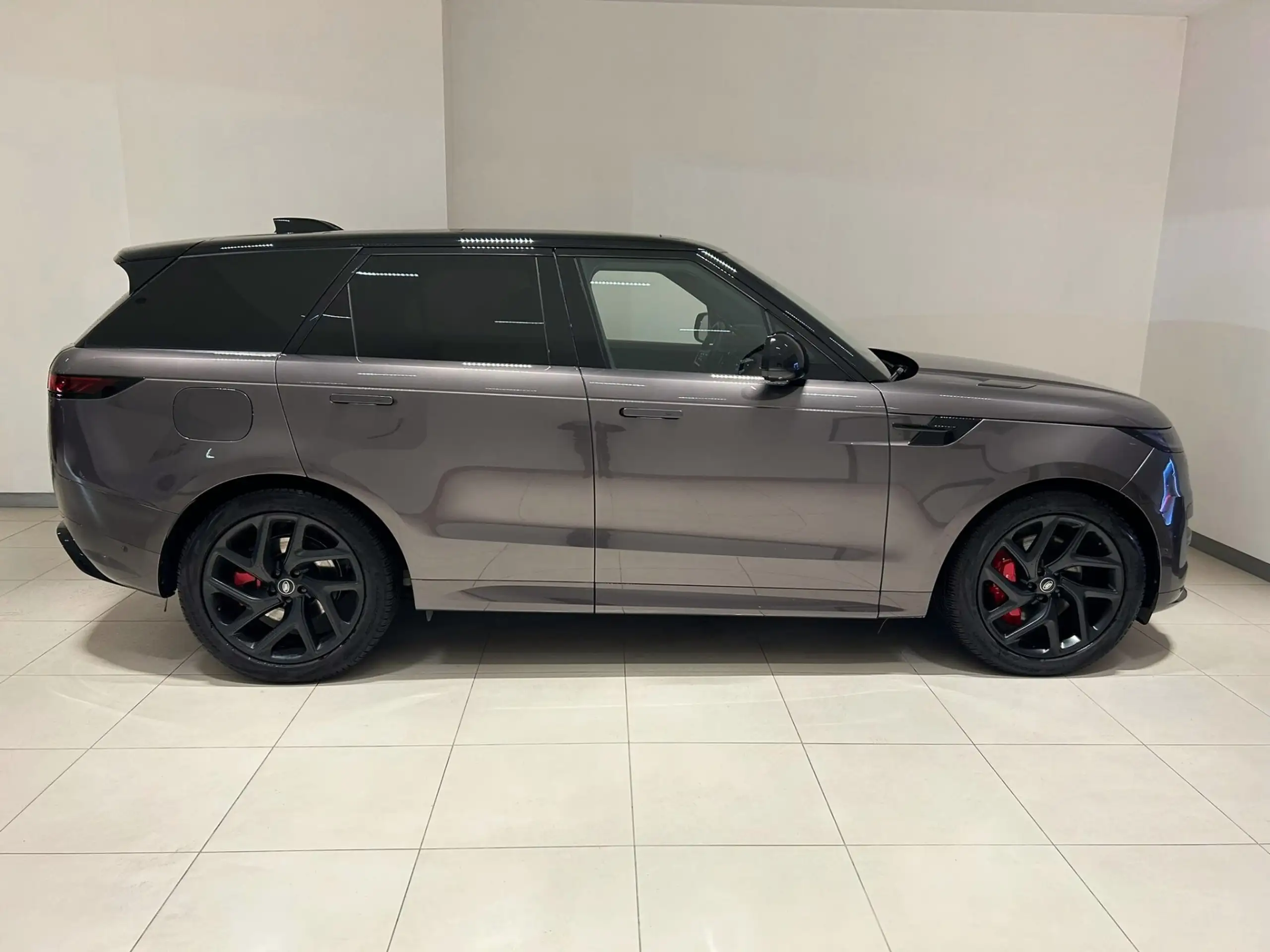 Land Rover - Range Rover Sport