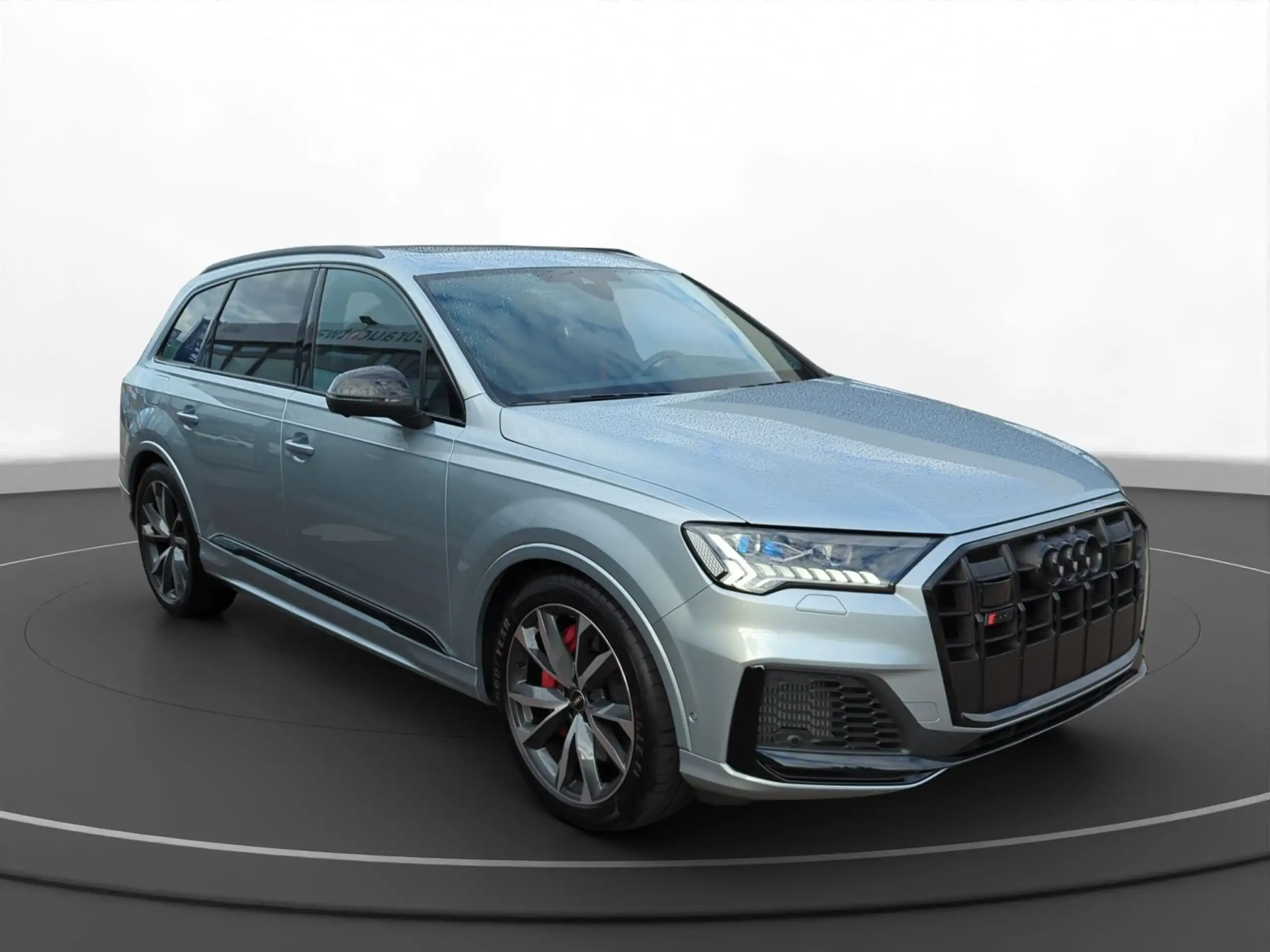 Audi - SQ7