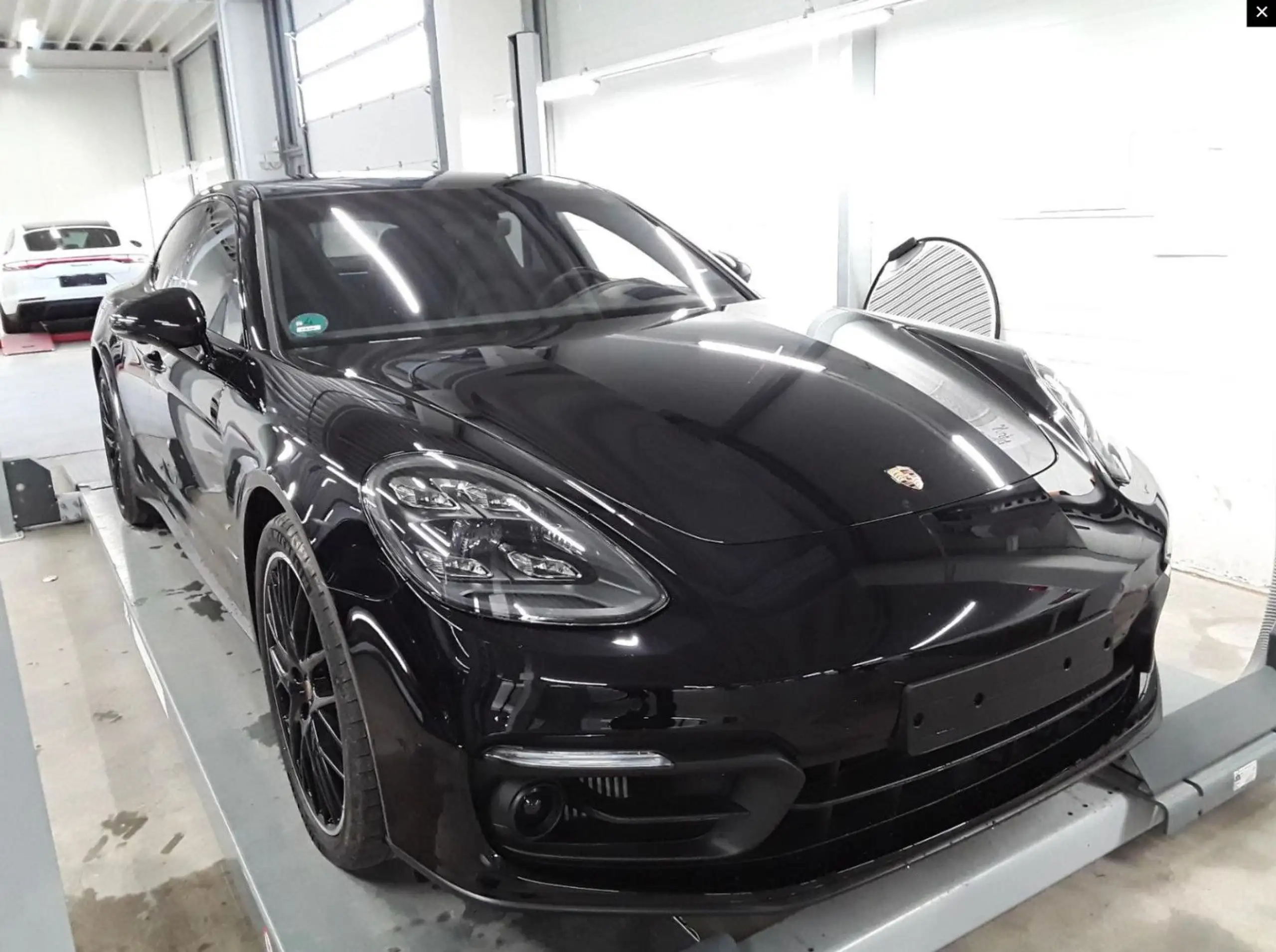 Porsche - Panamera