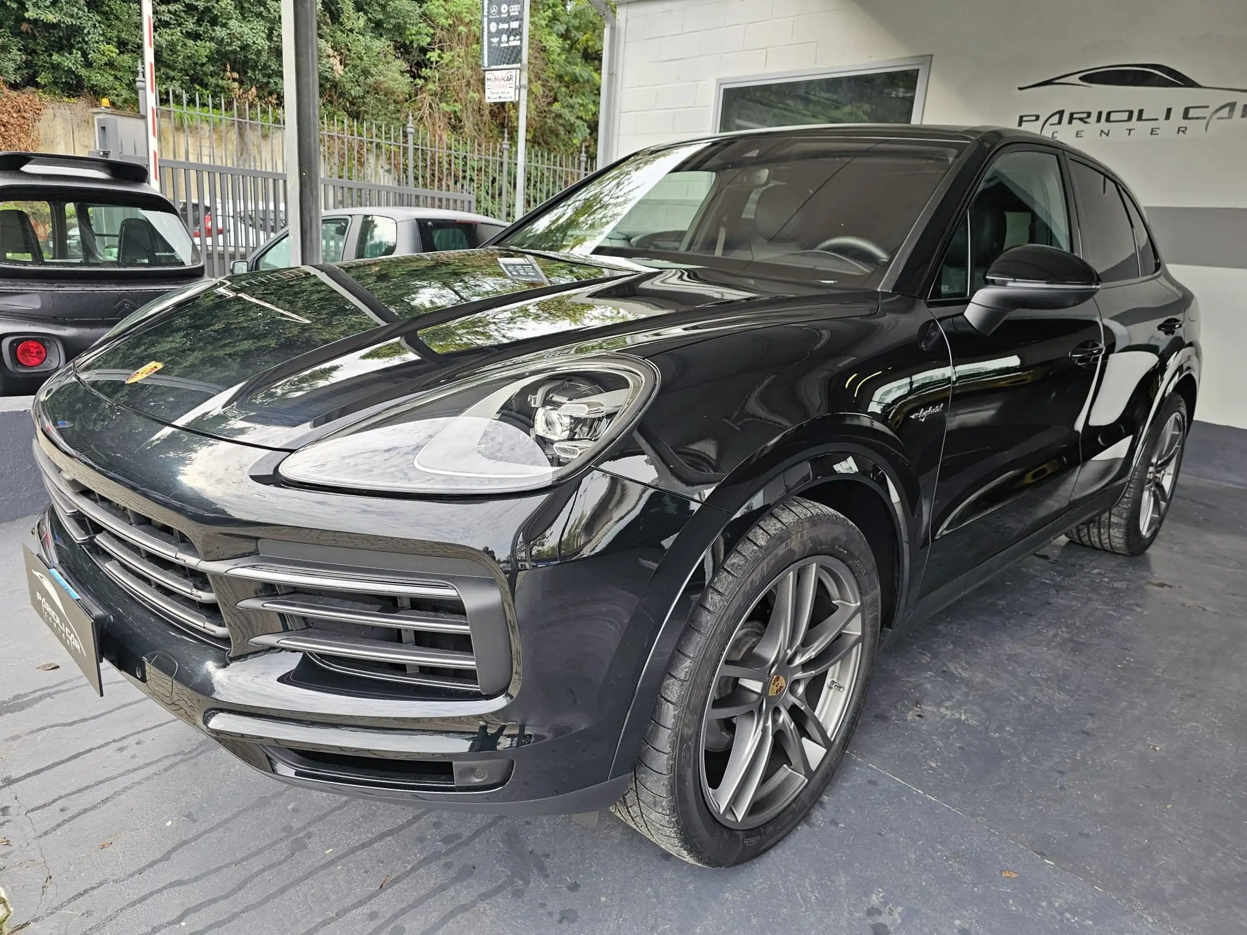 Porsche - Cayenne