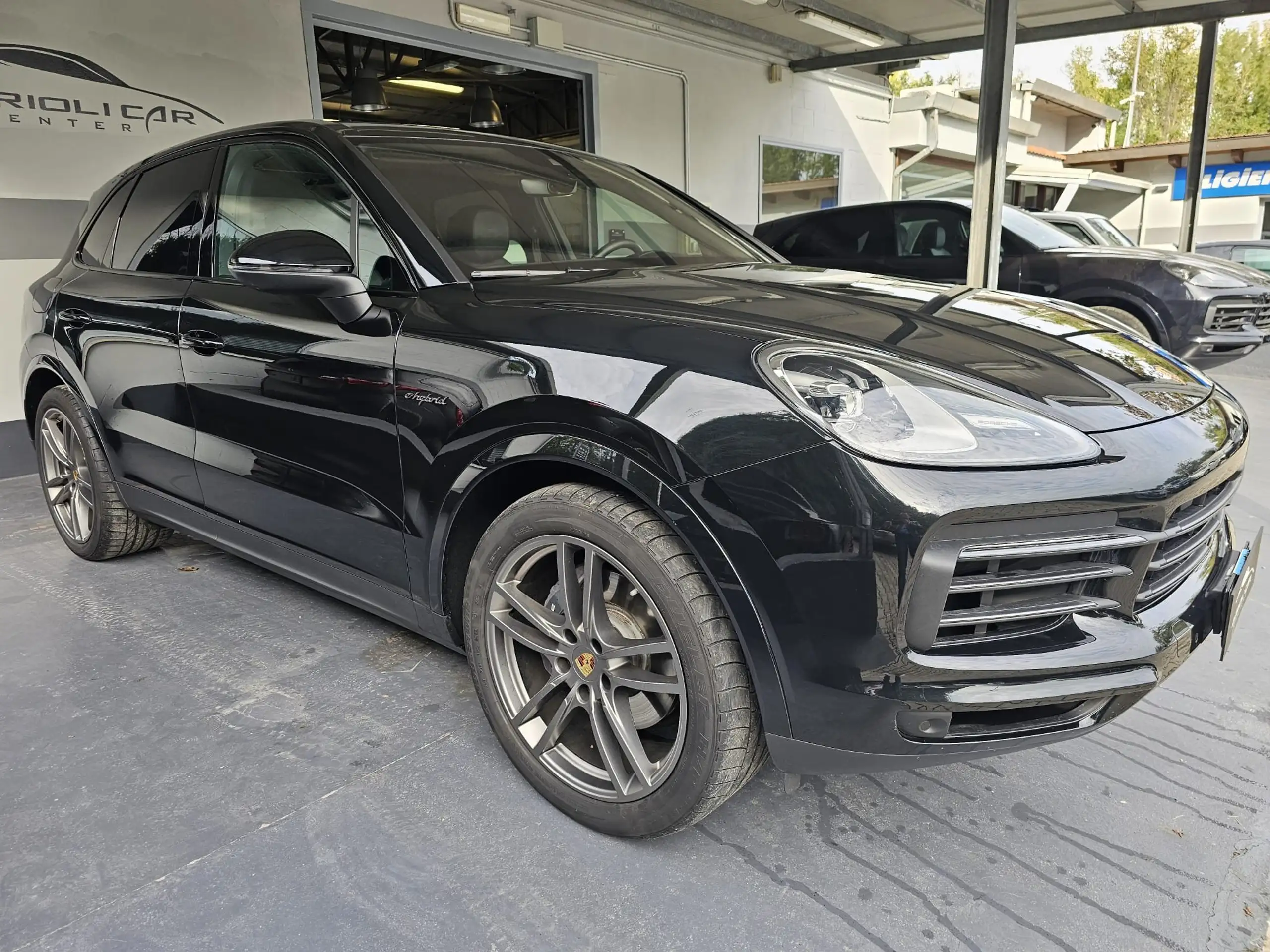 Porsche - Cayenne