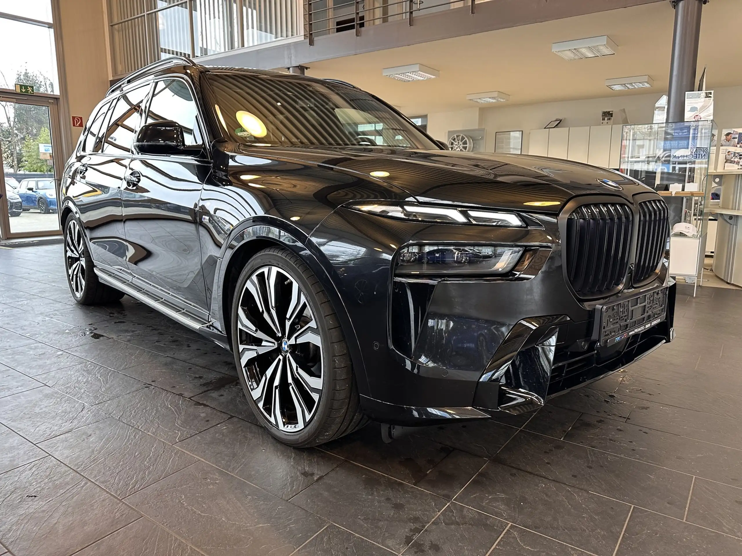 BMW - X7