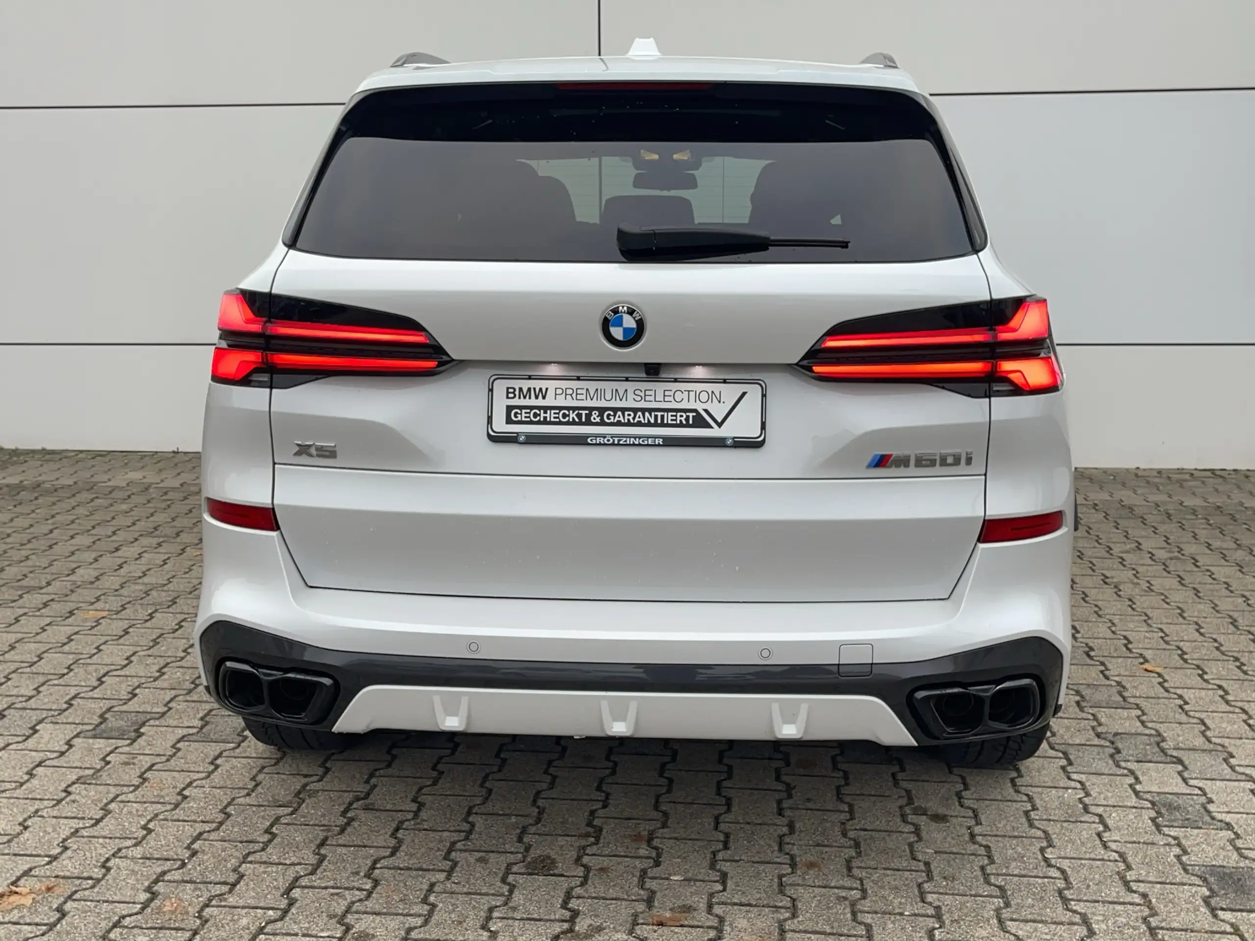 BMW - X5 M