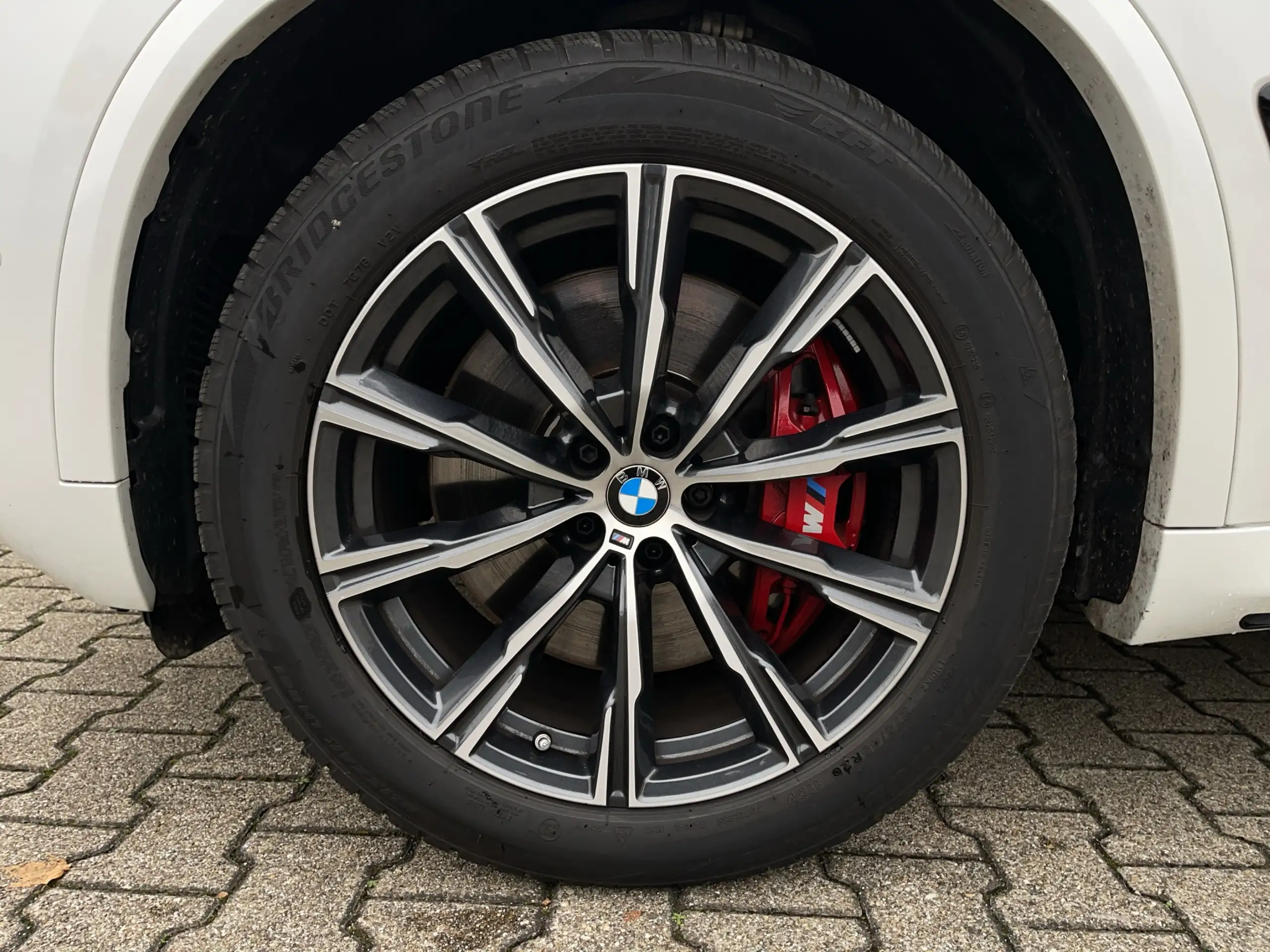 BMW - X5 M