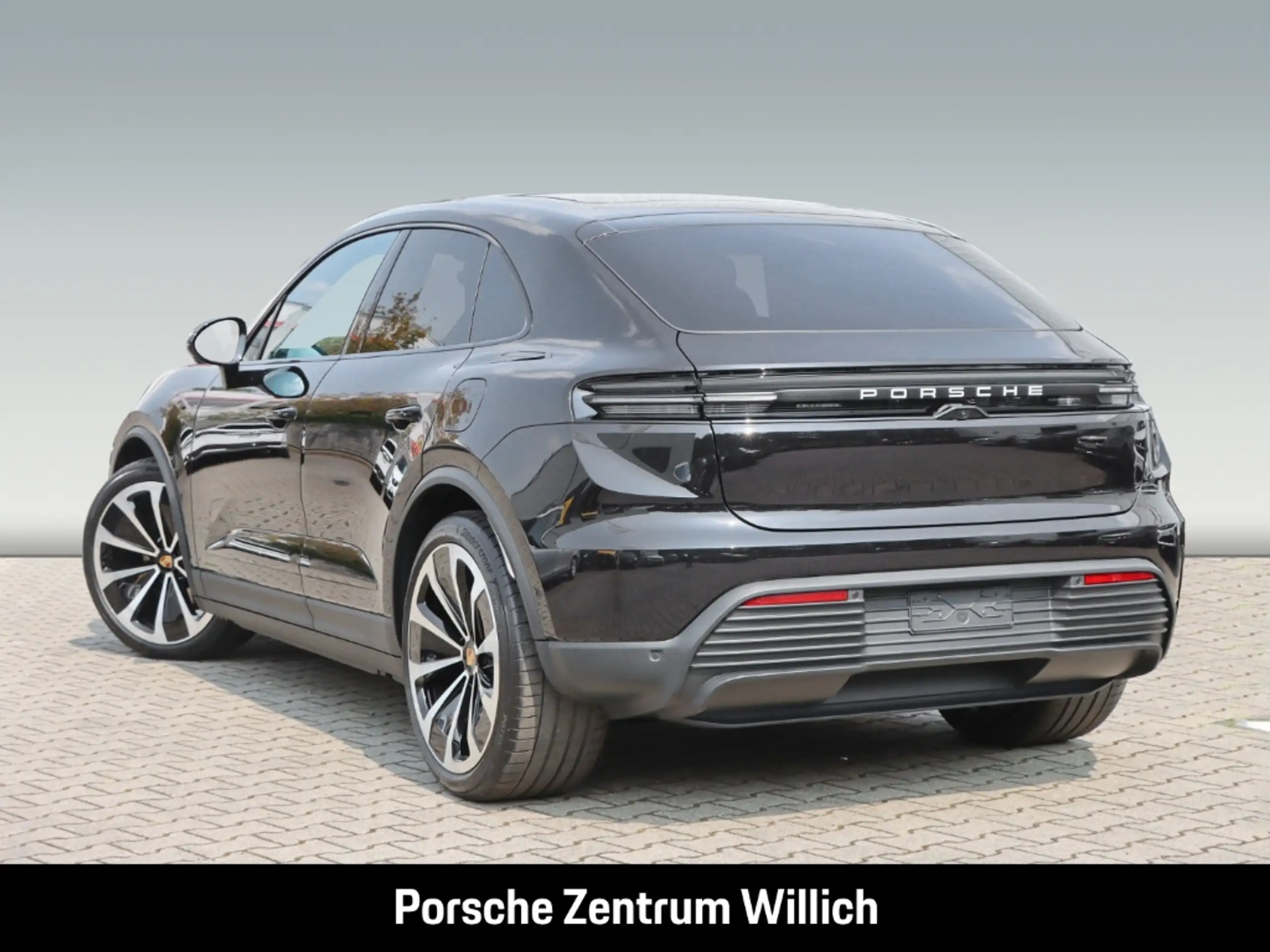 Porsche - Macan