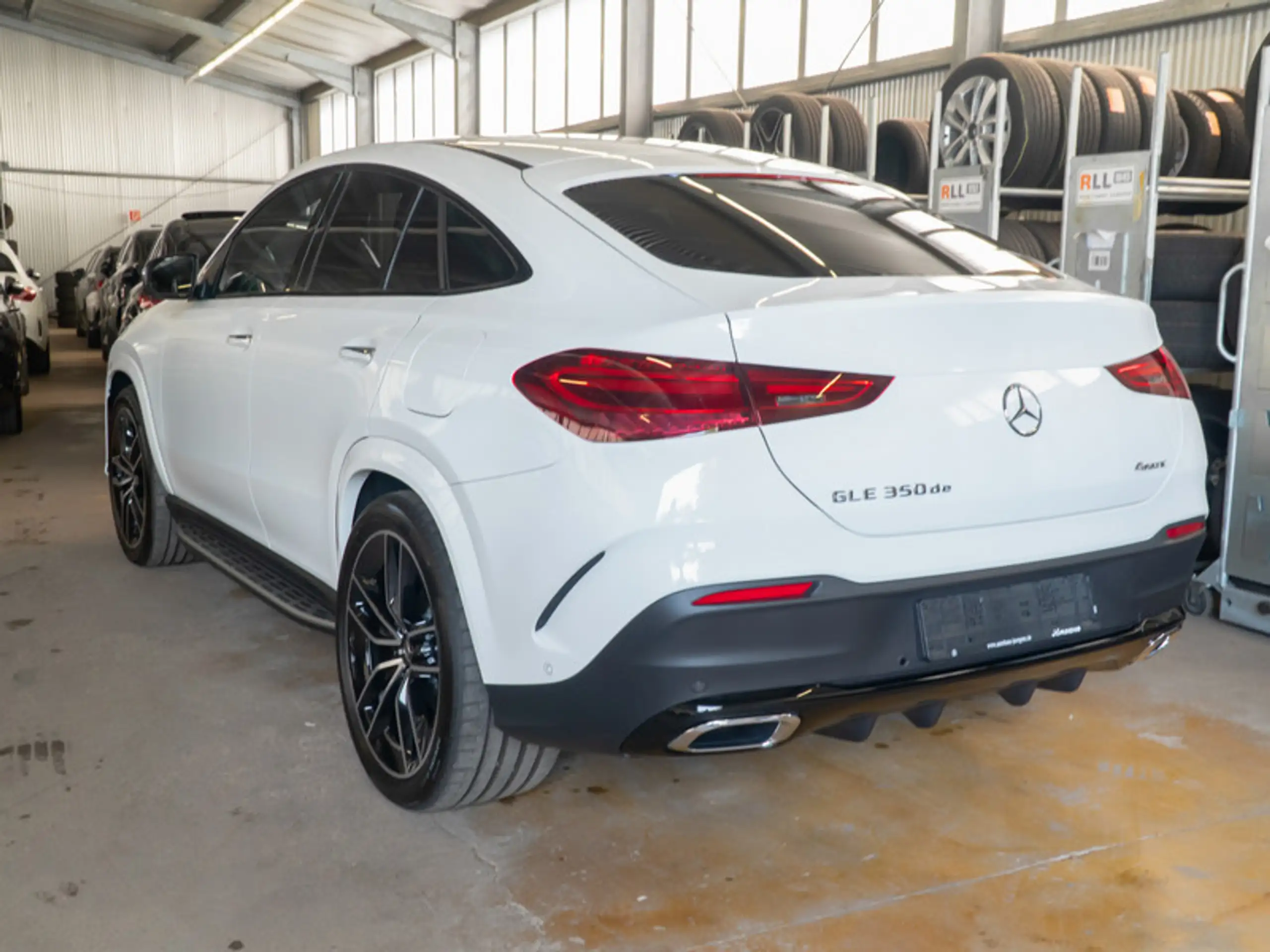 Mercedes-Benz - GLE 350