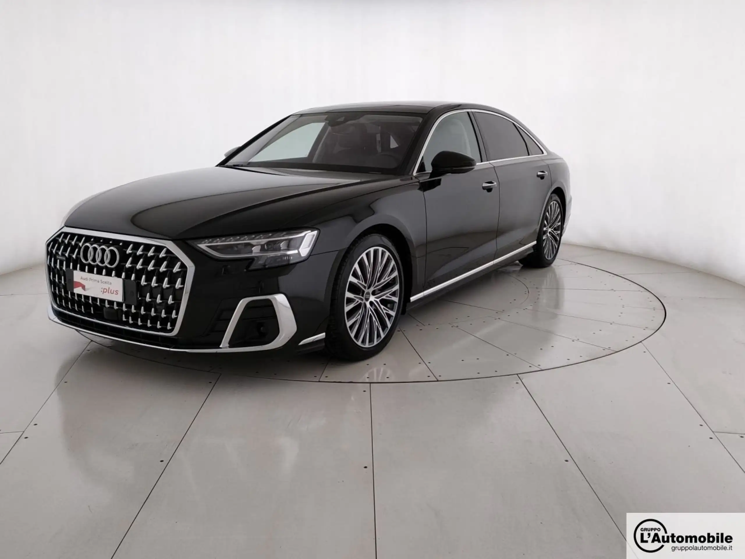 Audi - A8