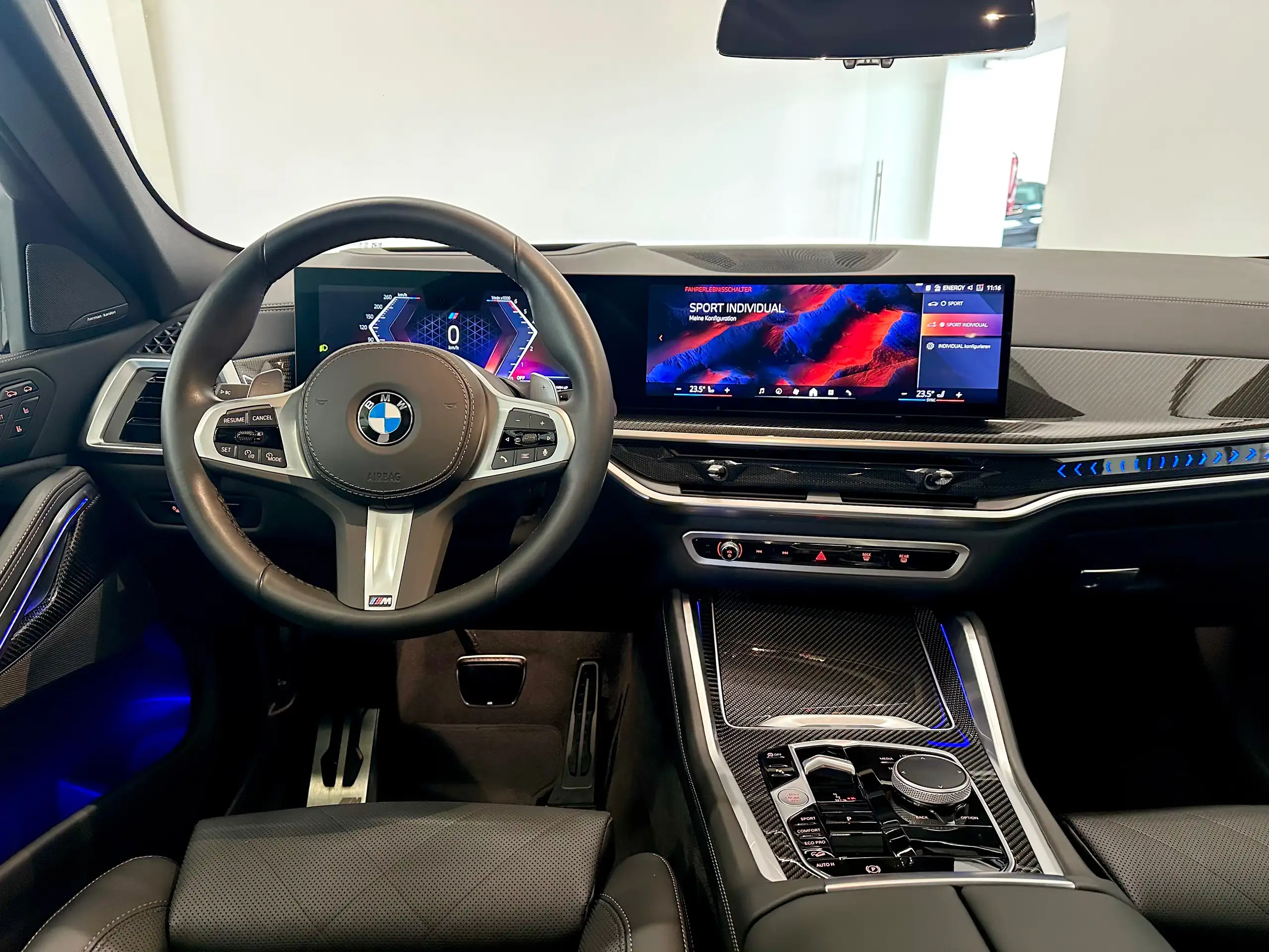 BMW - X6