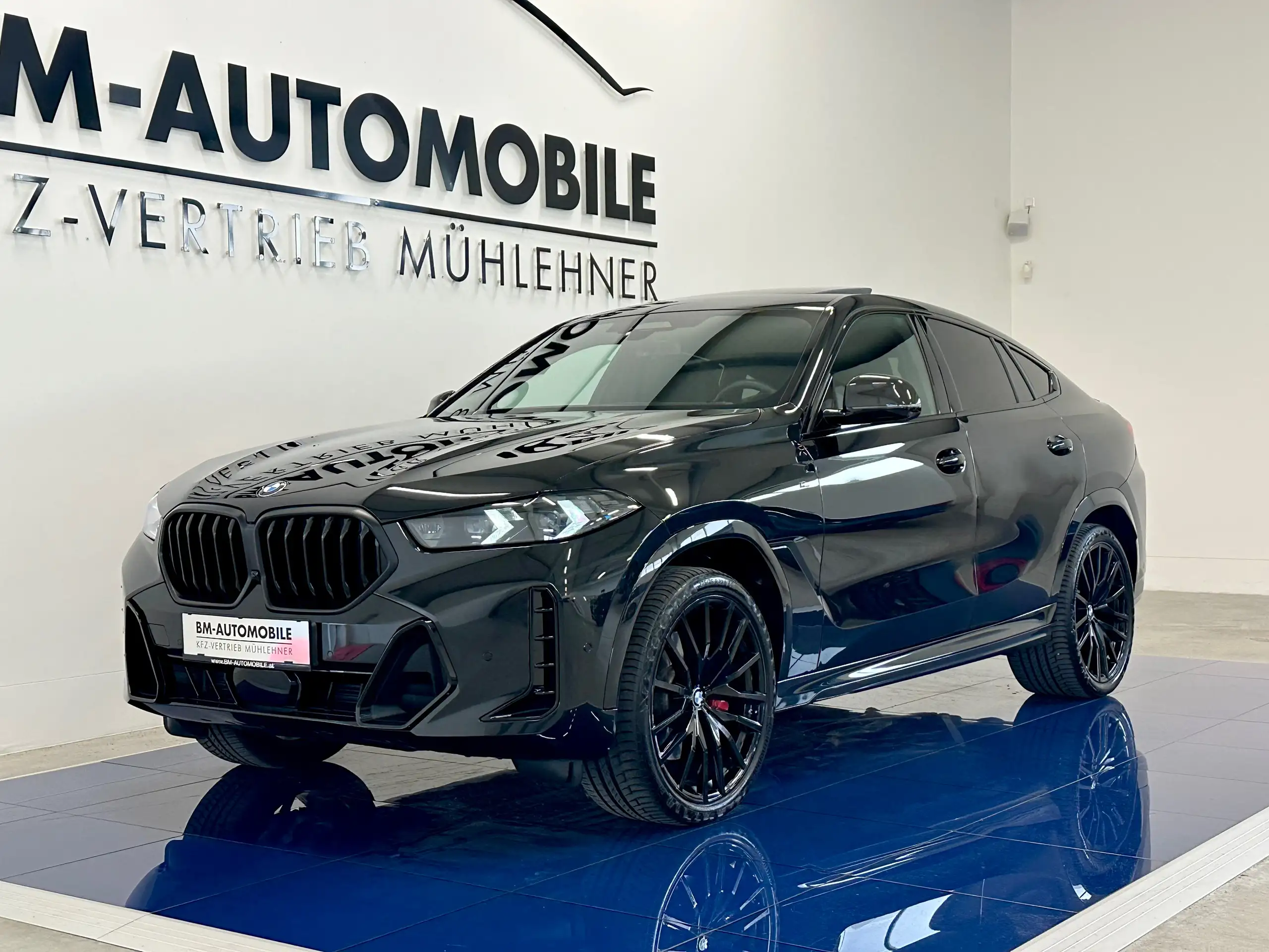 BMW - X6