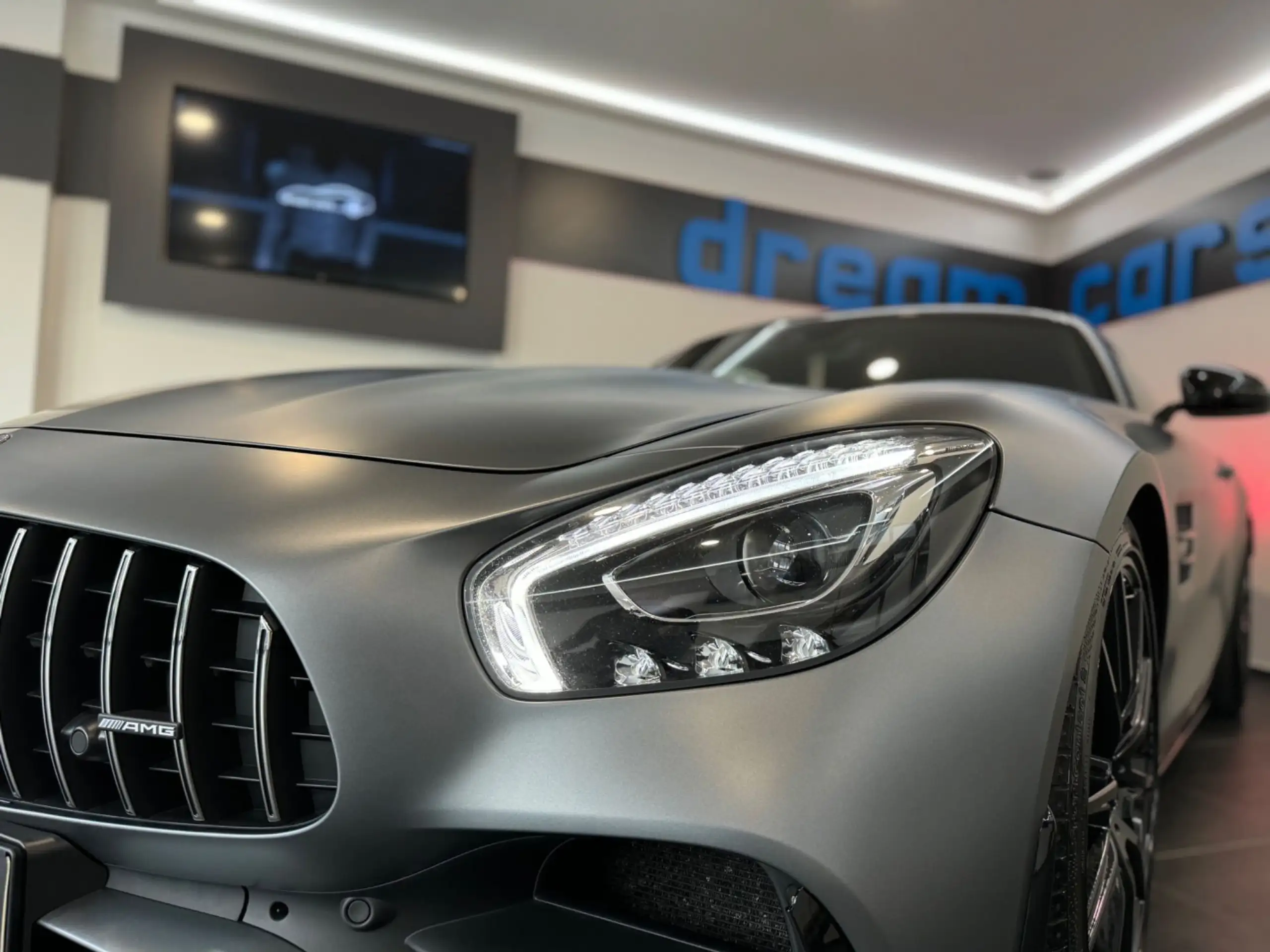 Mercedes-Benz - AMG GT