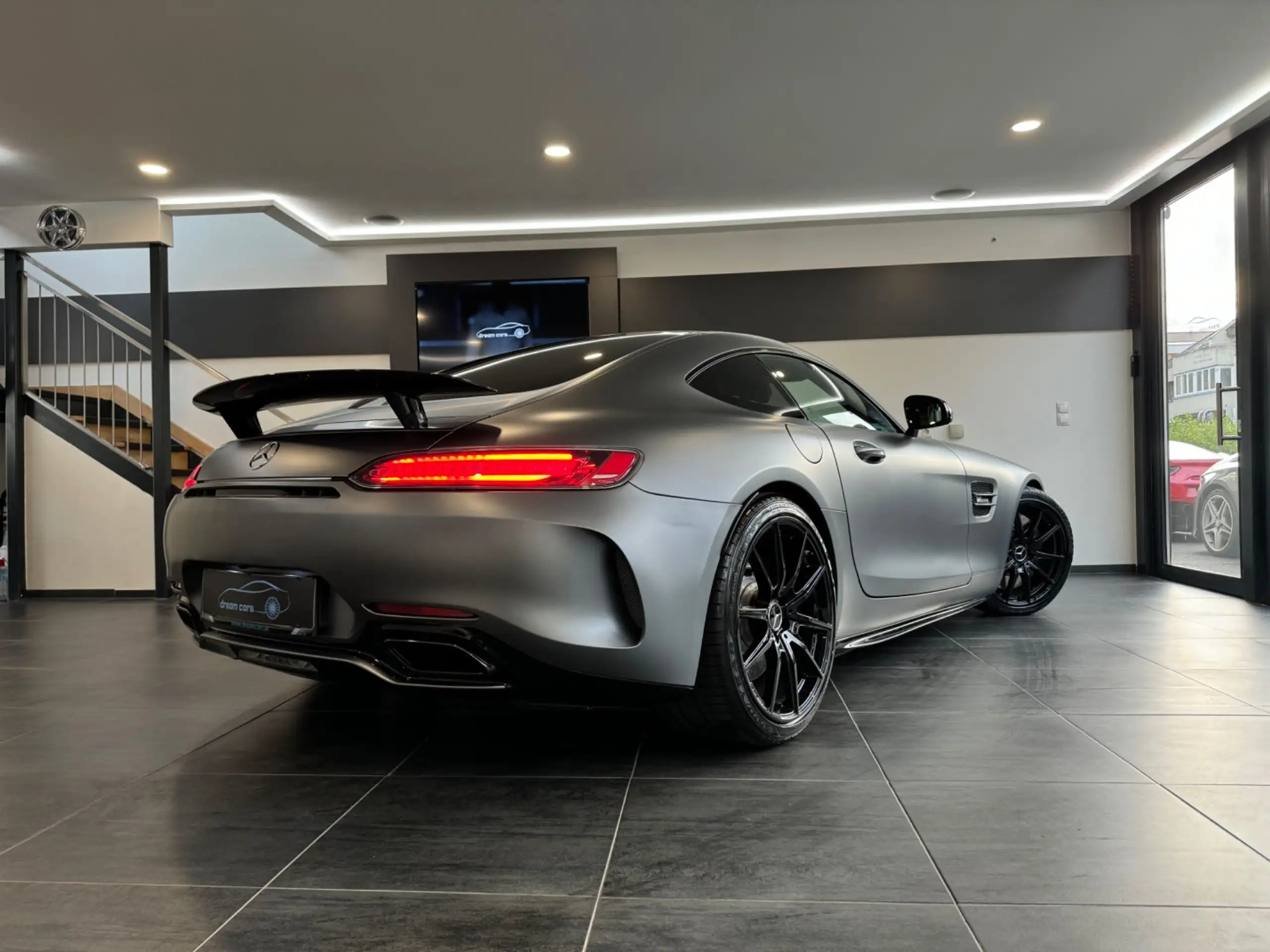 Mercedes-Benz - AMG GT