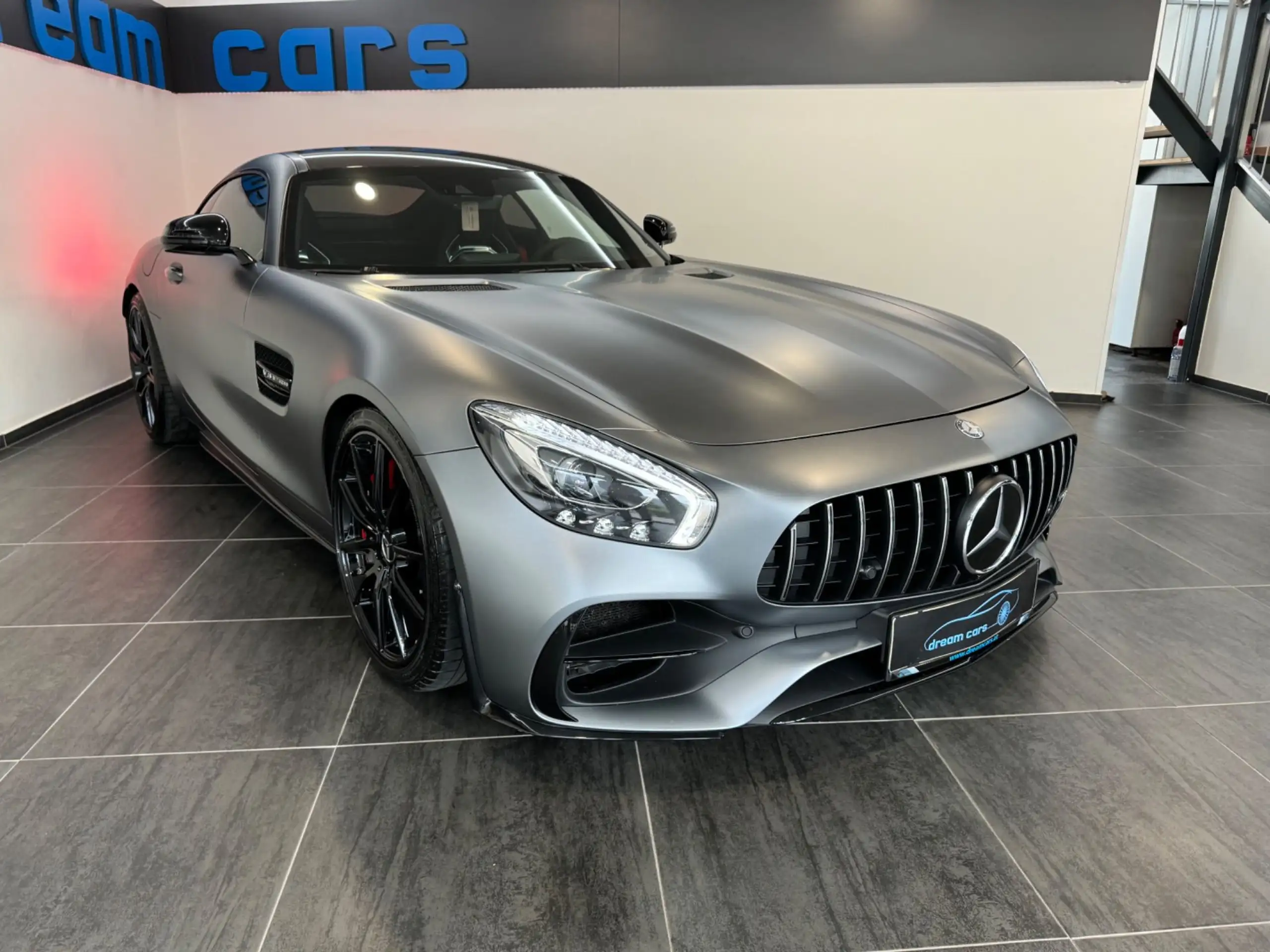 Mercedes-Benz - AMG GT