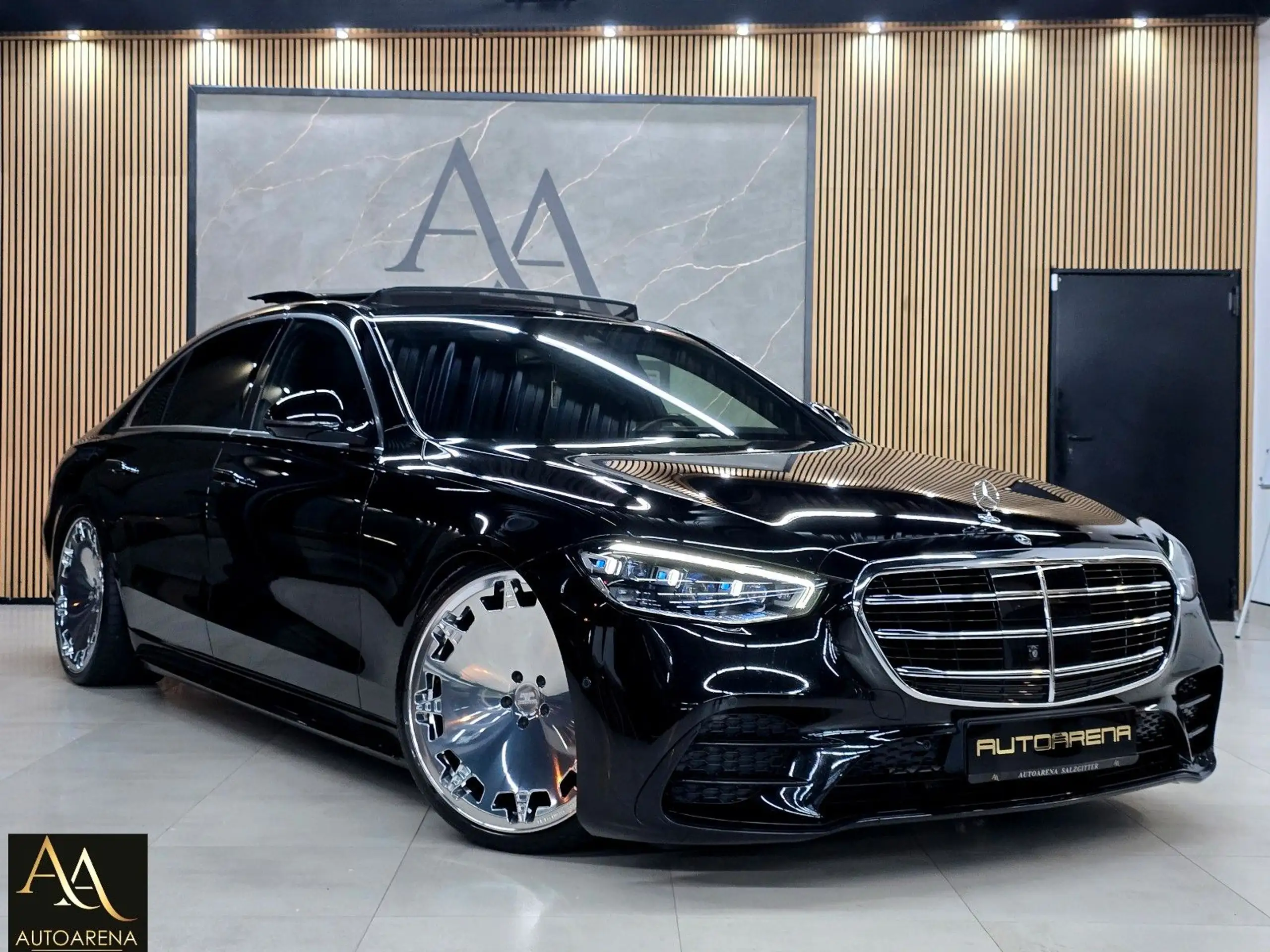 Mercedes-Benz - S 400