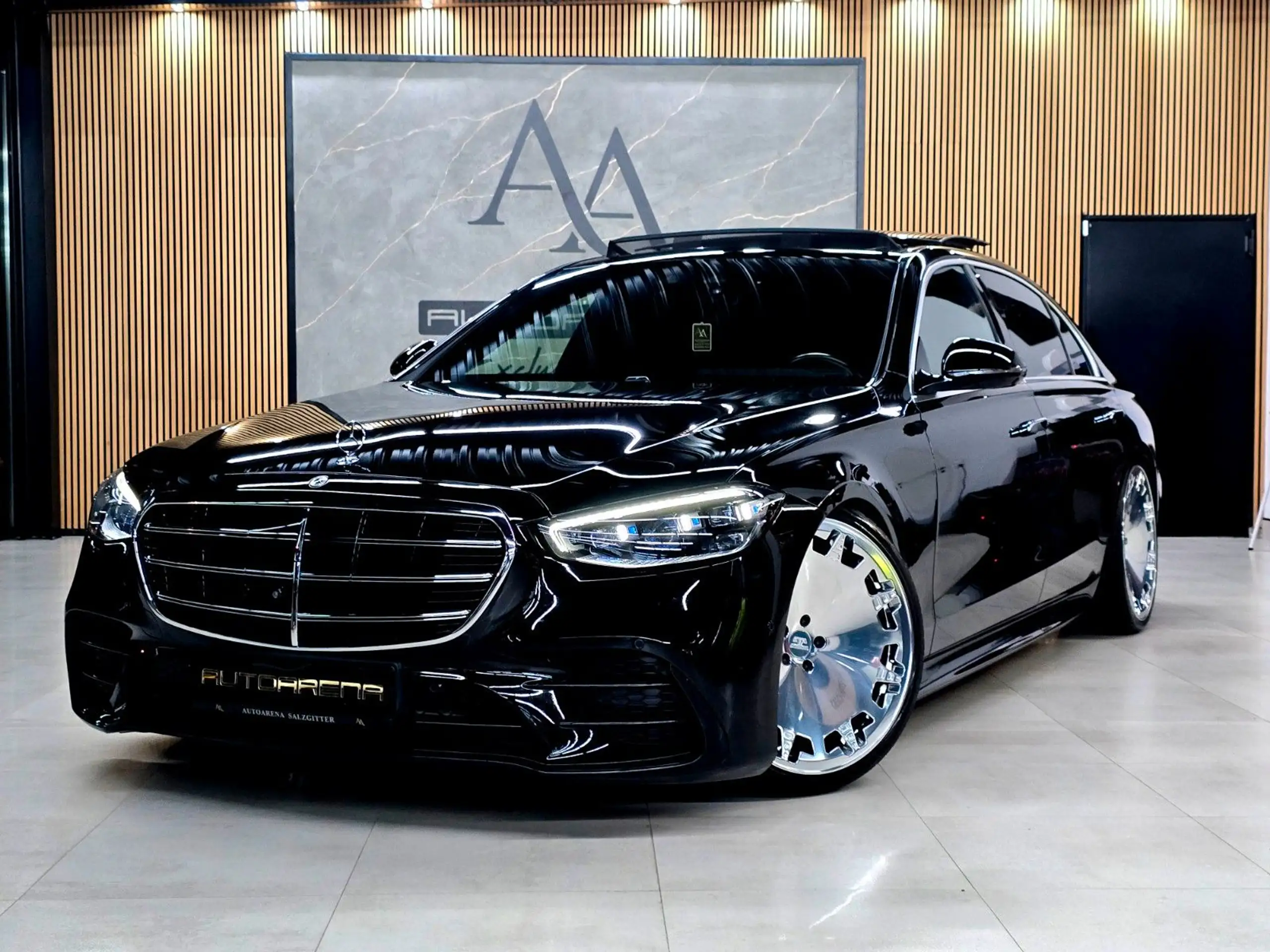 Mercedes-Benz - S 400