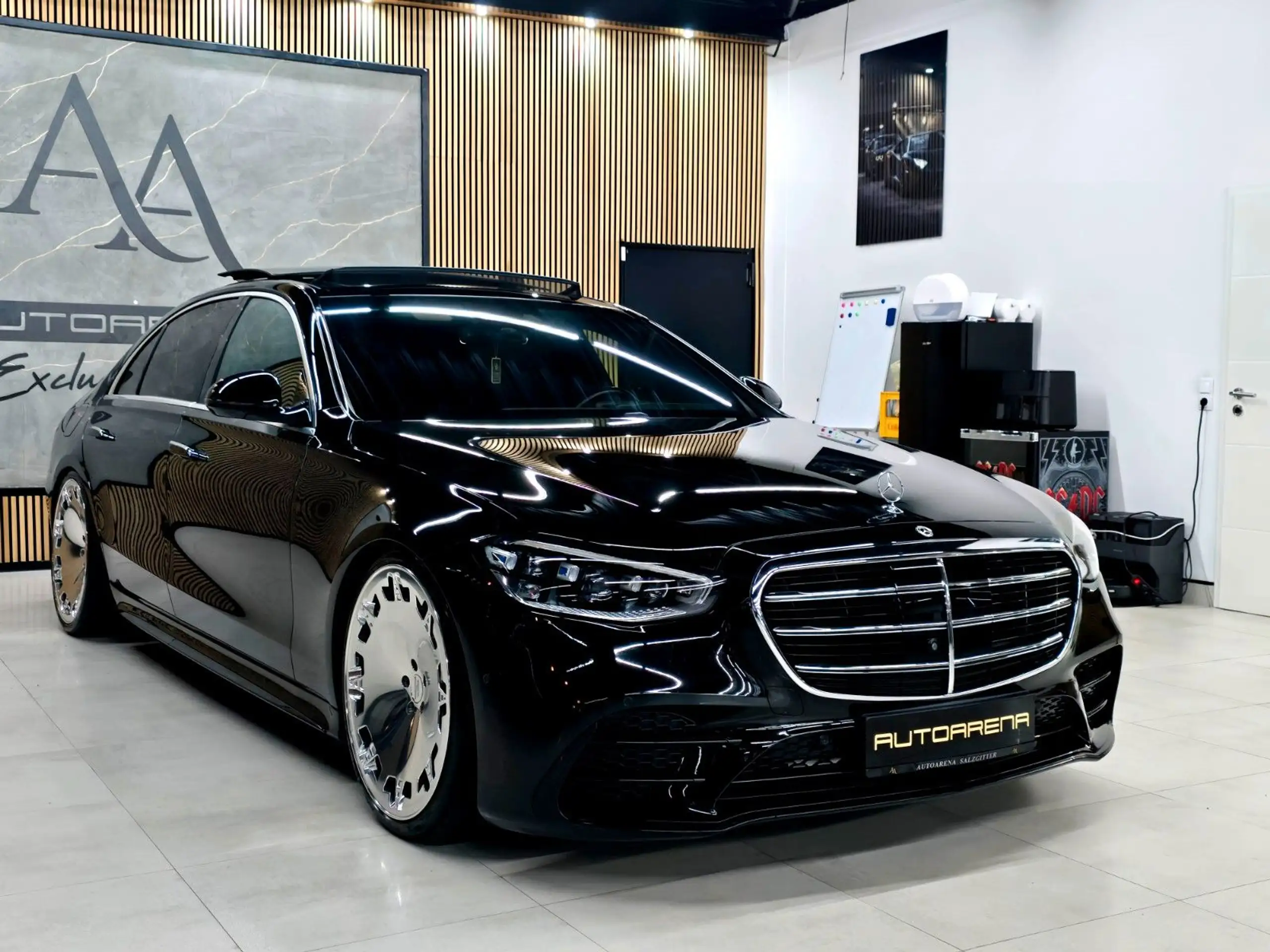 Mercedes-Benz - S 400