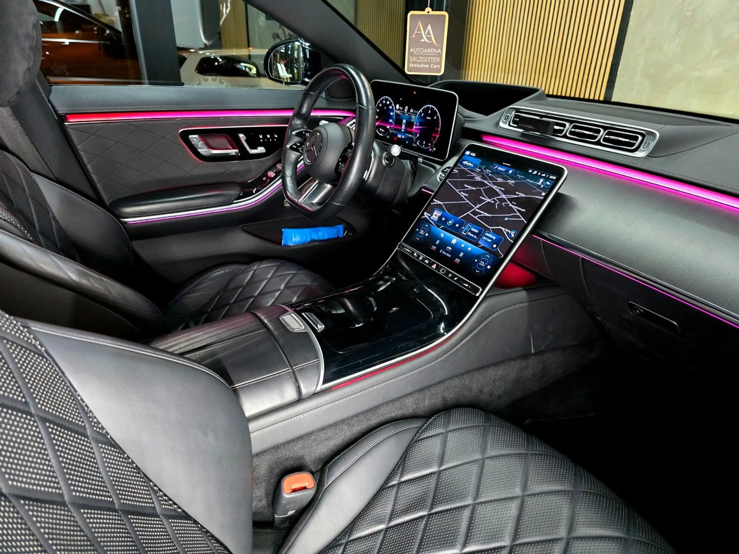 Mercedes-Benz - S 400