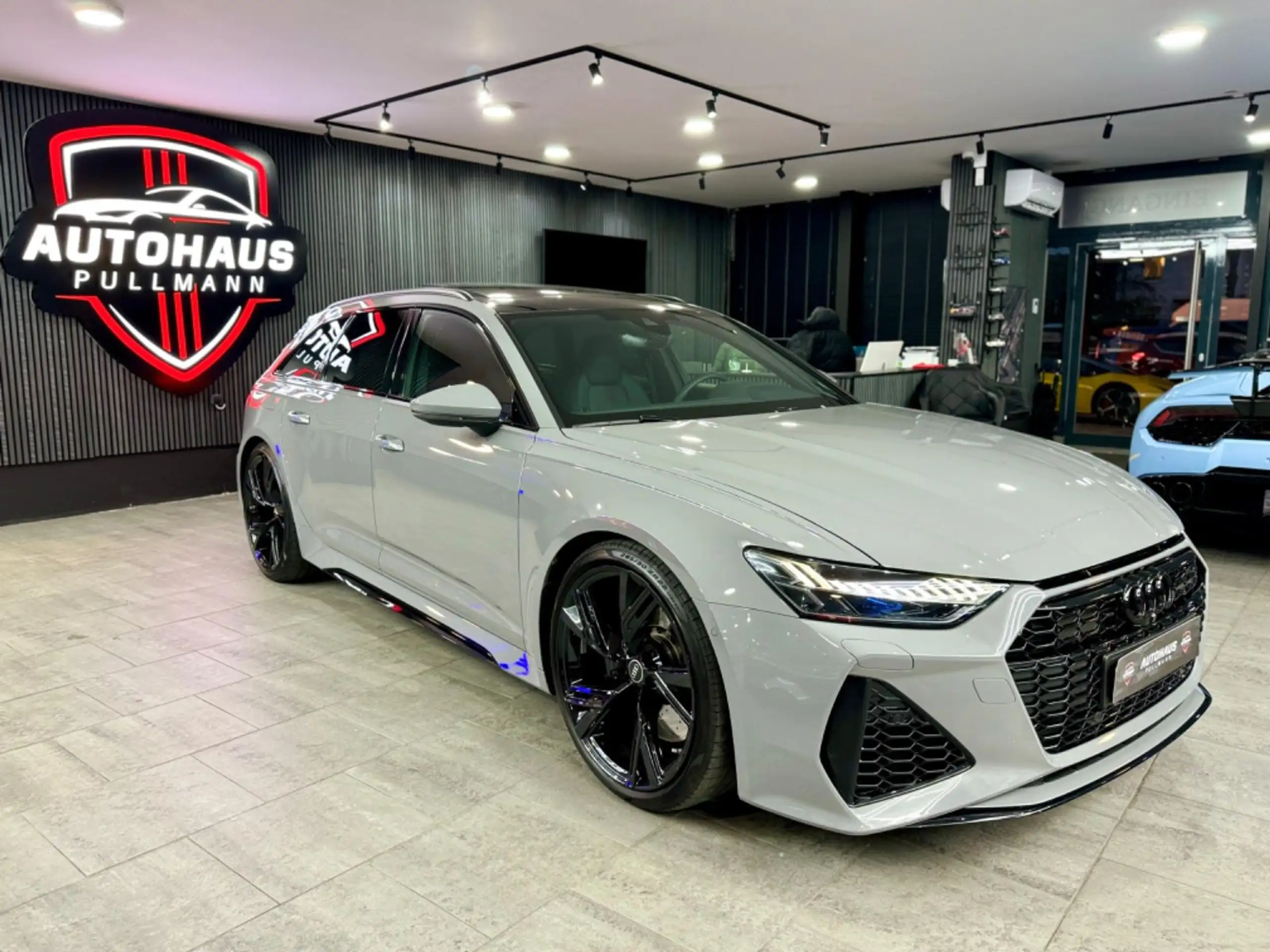 Audi - RS6