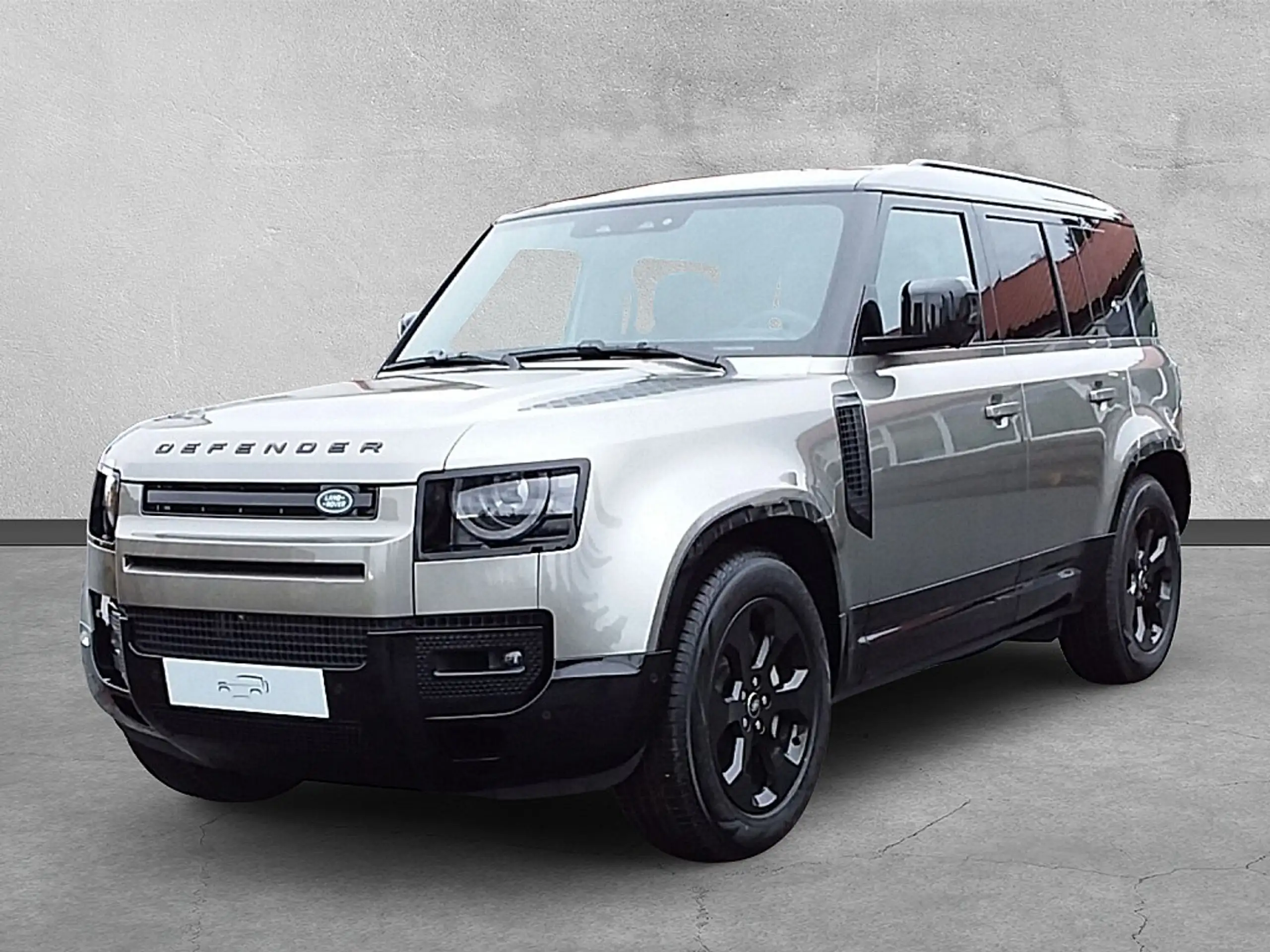 Land Rover Defender 2024