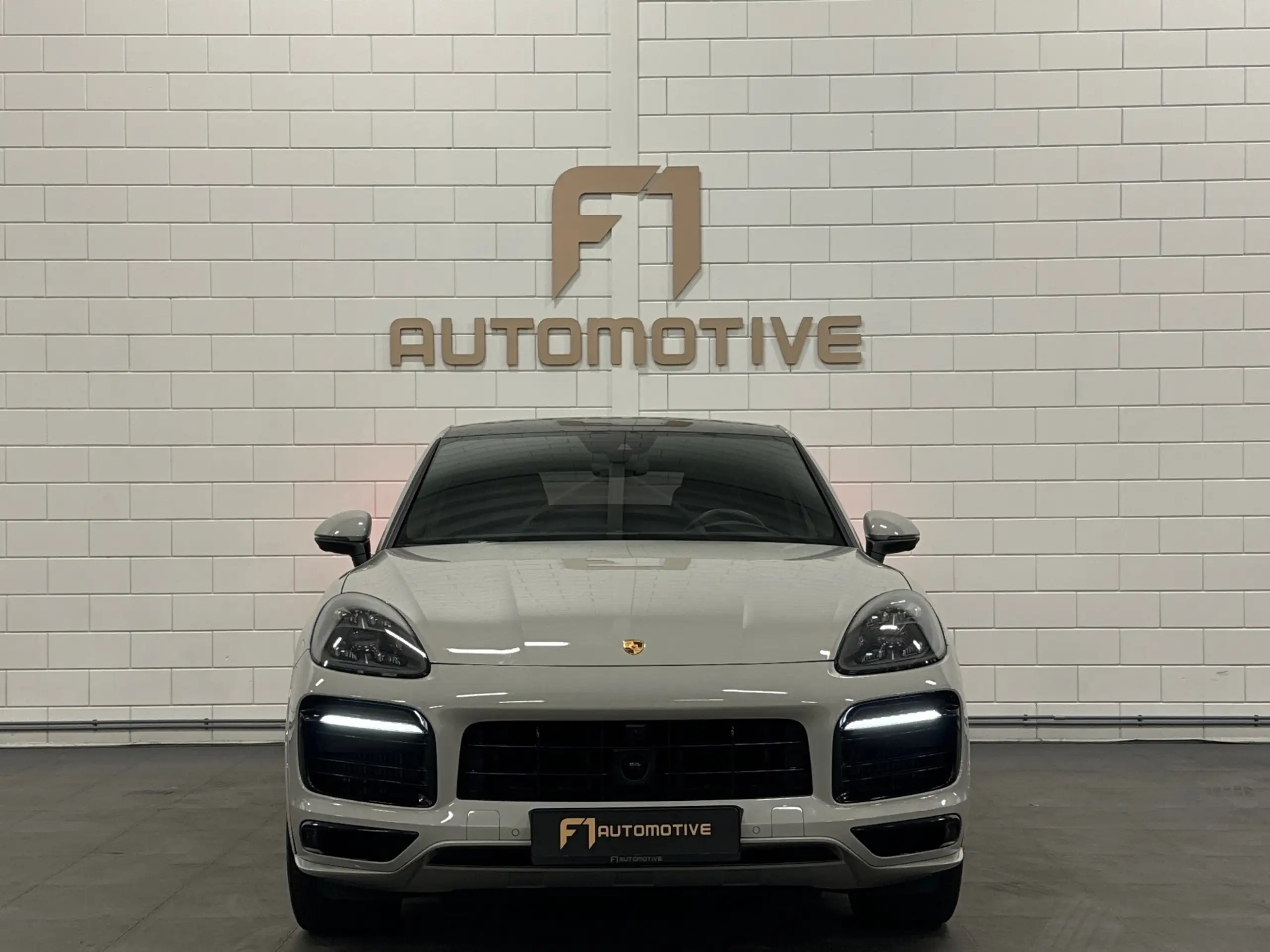 Porsche - Cayenne