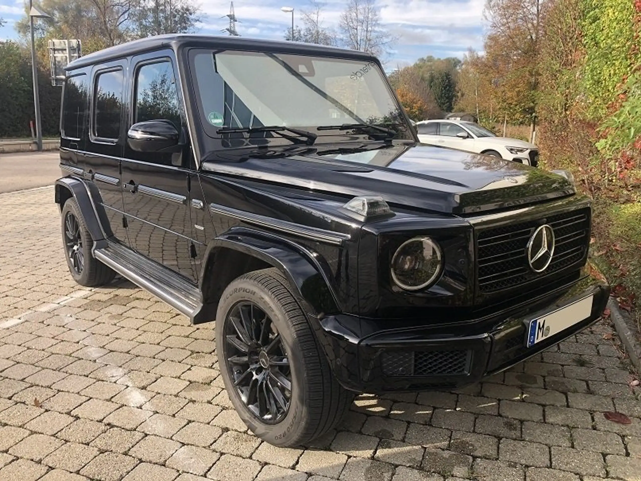 Mercedes-Benz - G 500