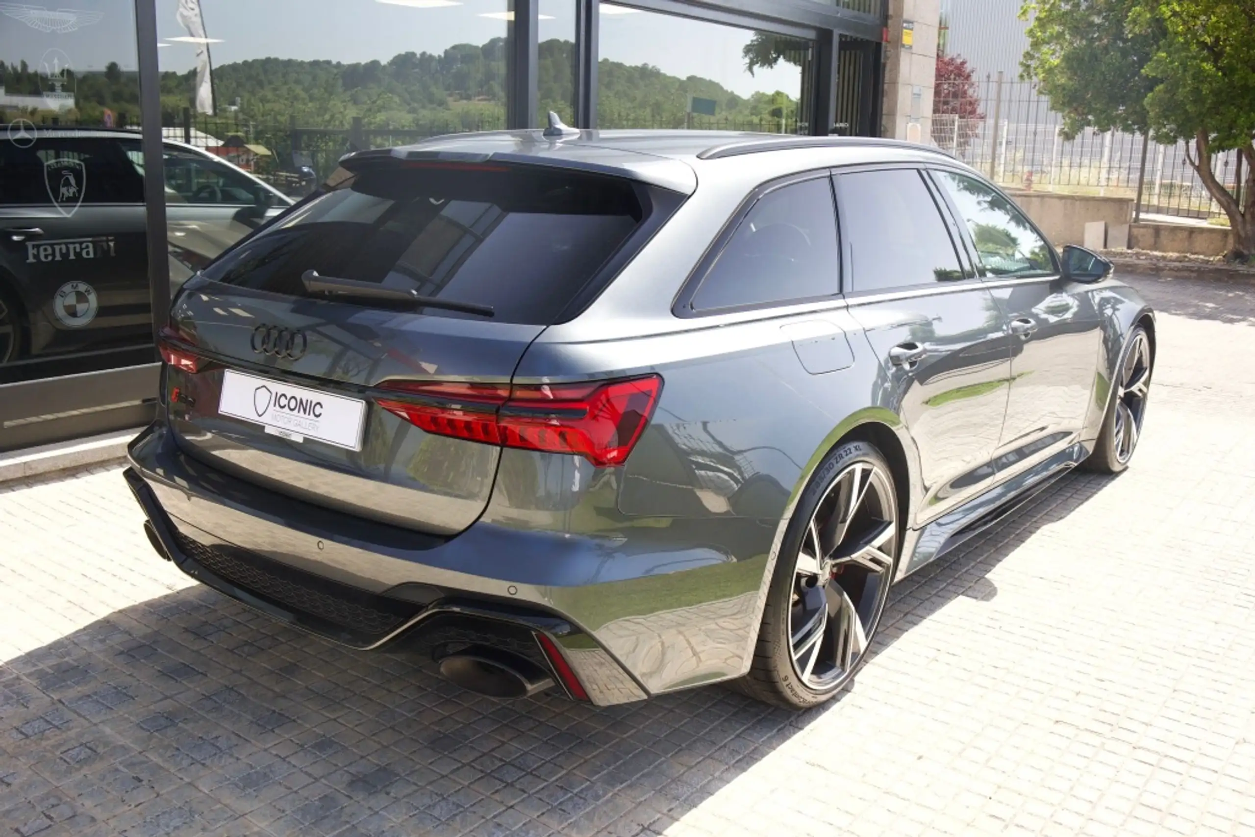 Audi - RS6