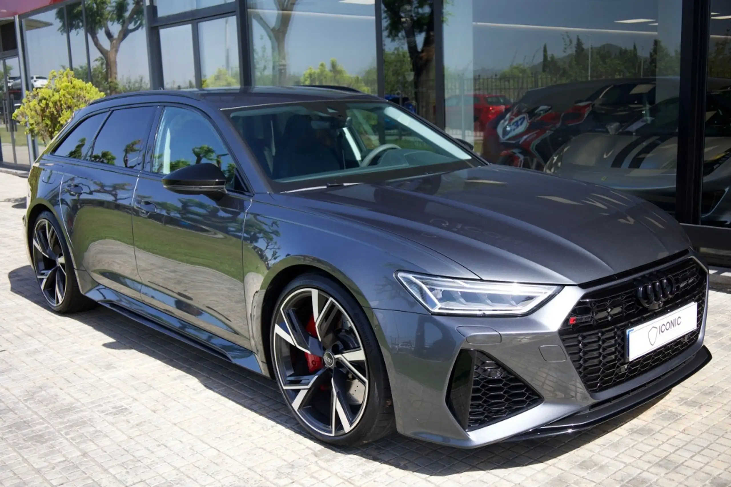 Audi - RS6