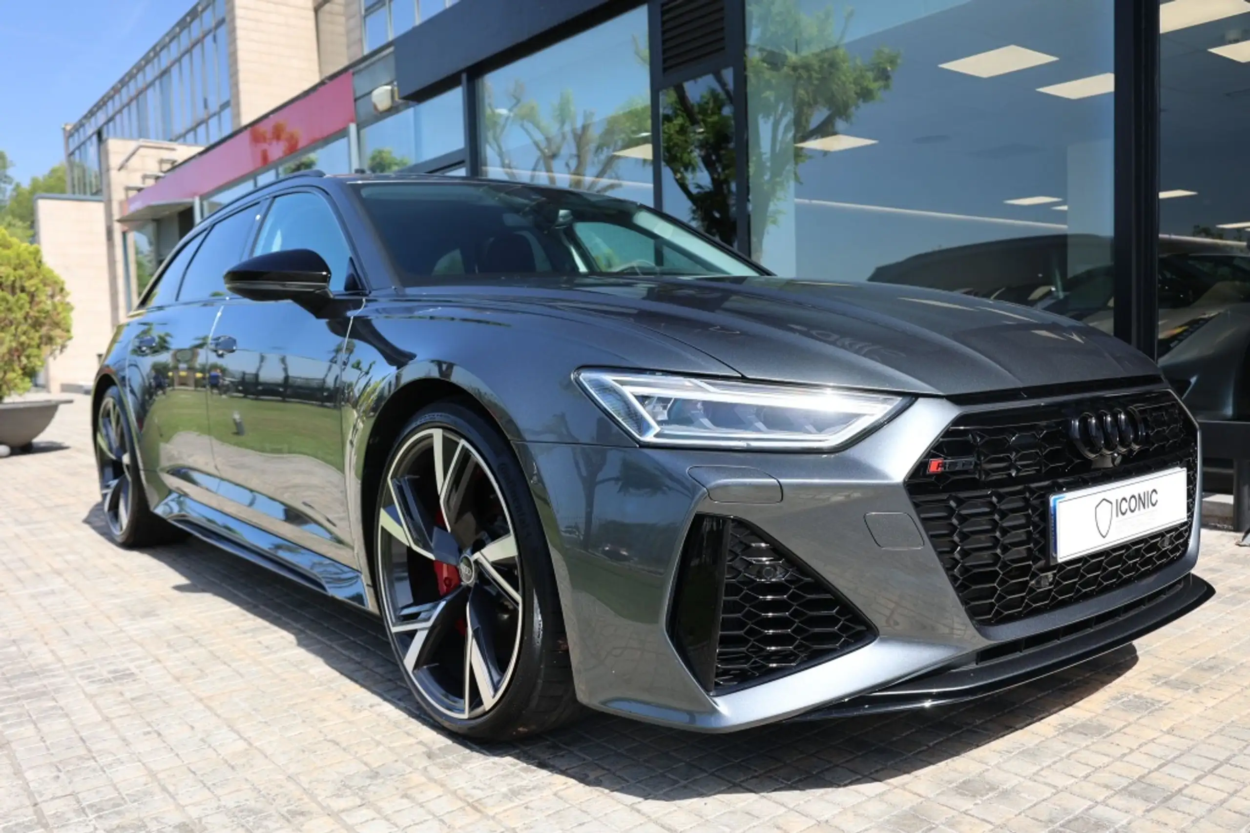 Audi - RS6