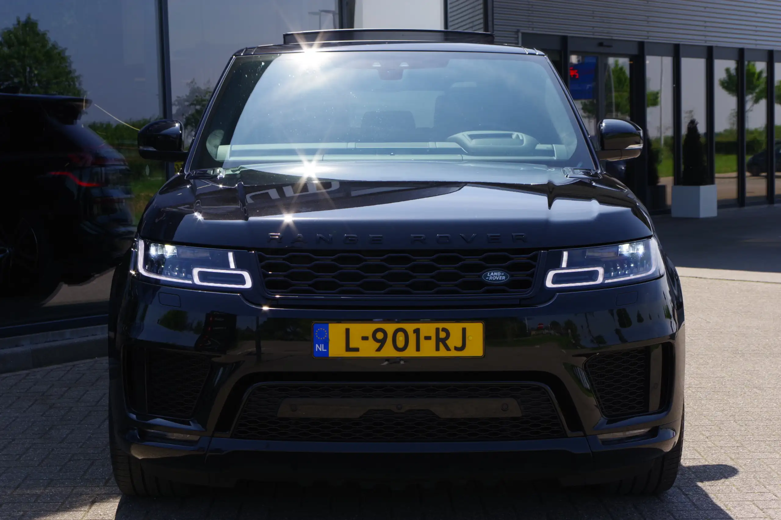 Land Rover - Range Rover Sport