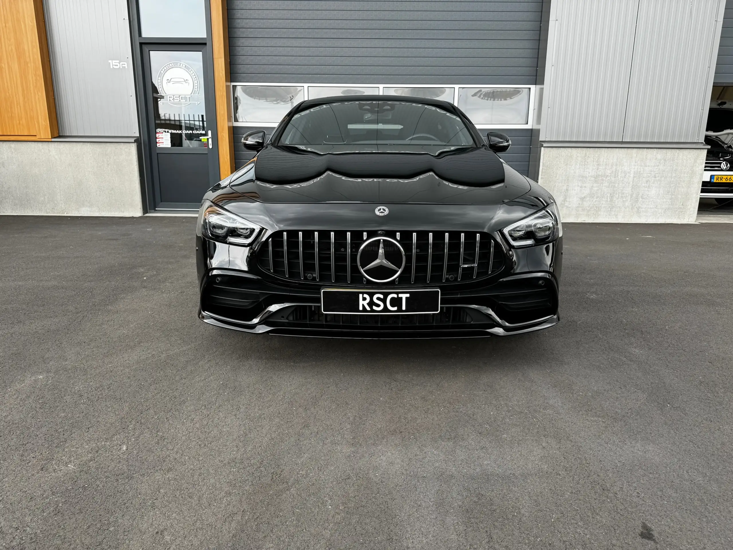 Mercedes-Benz - AMG GT