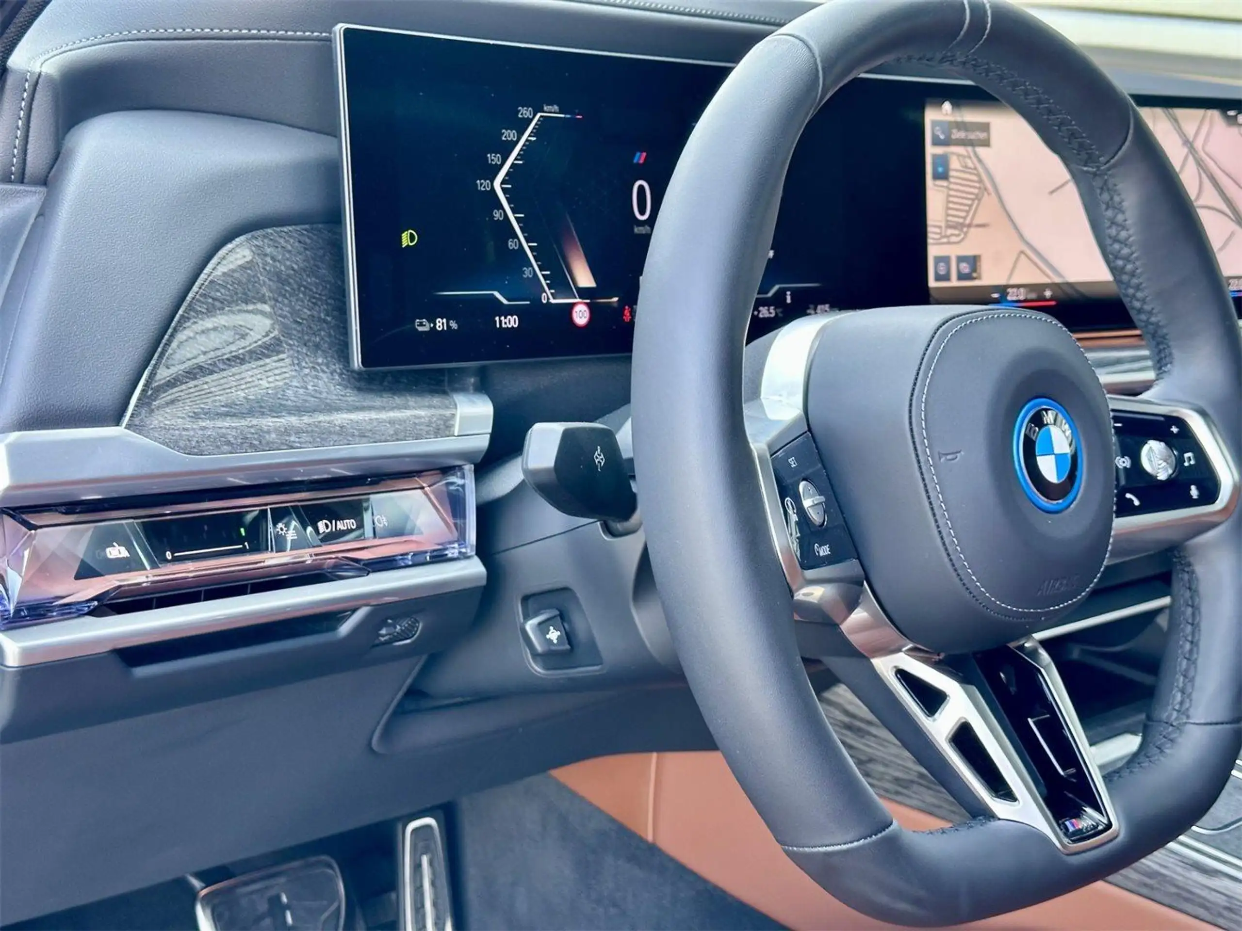 BMW - i7