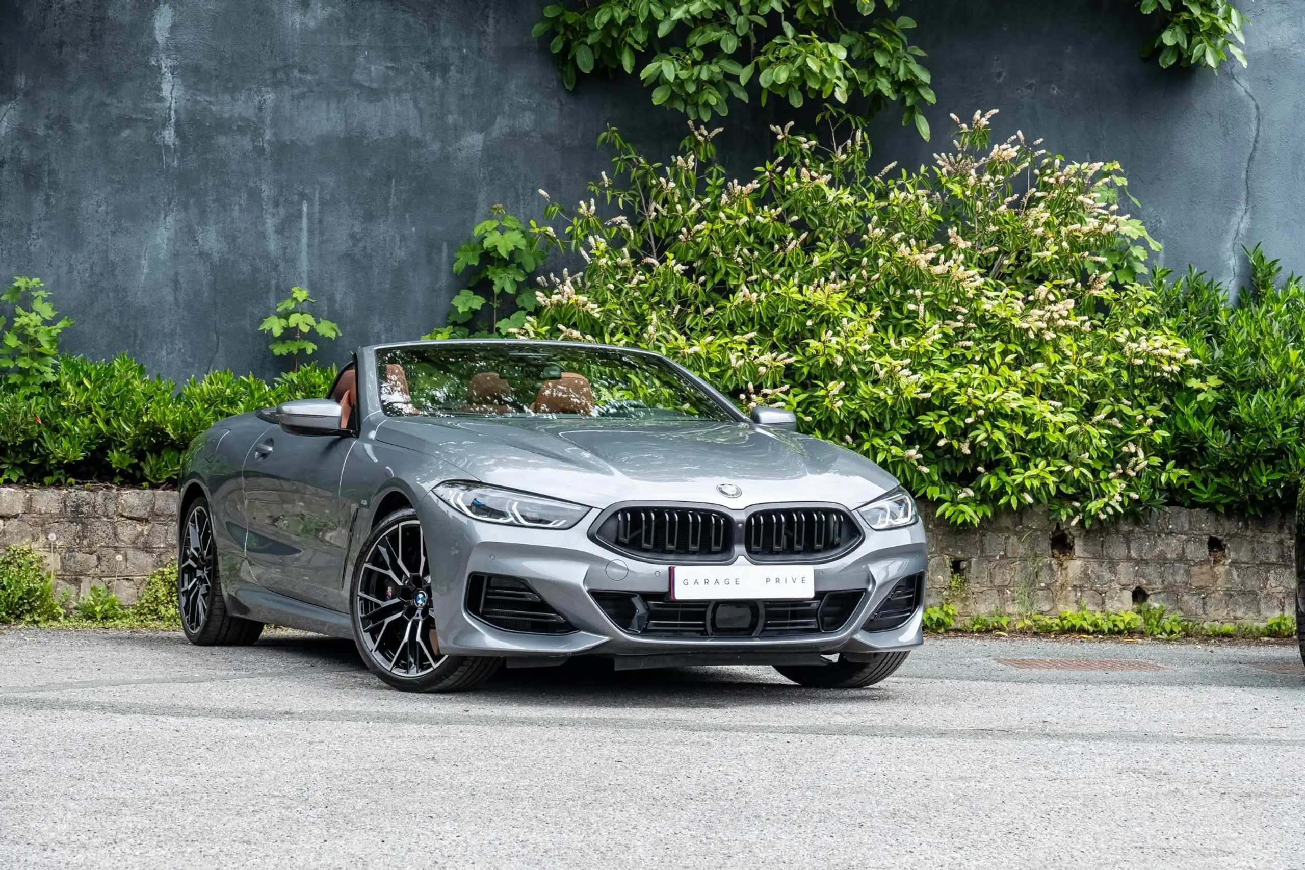 BMW - 840