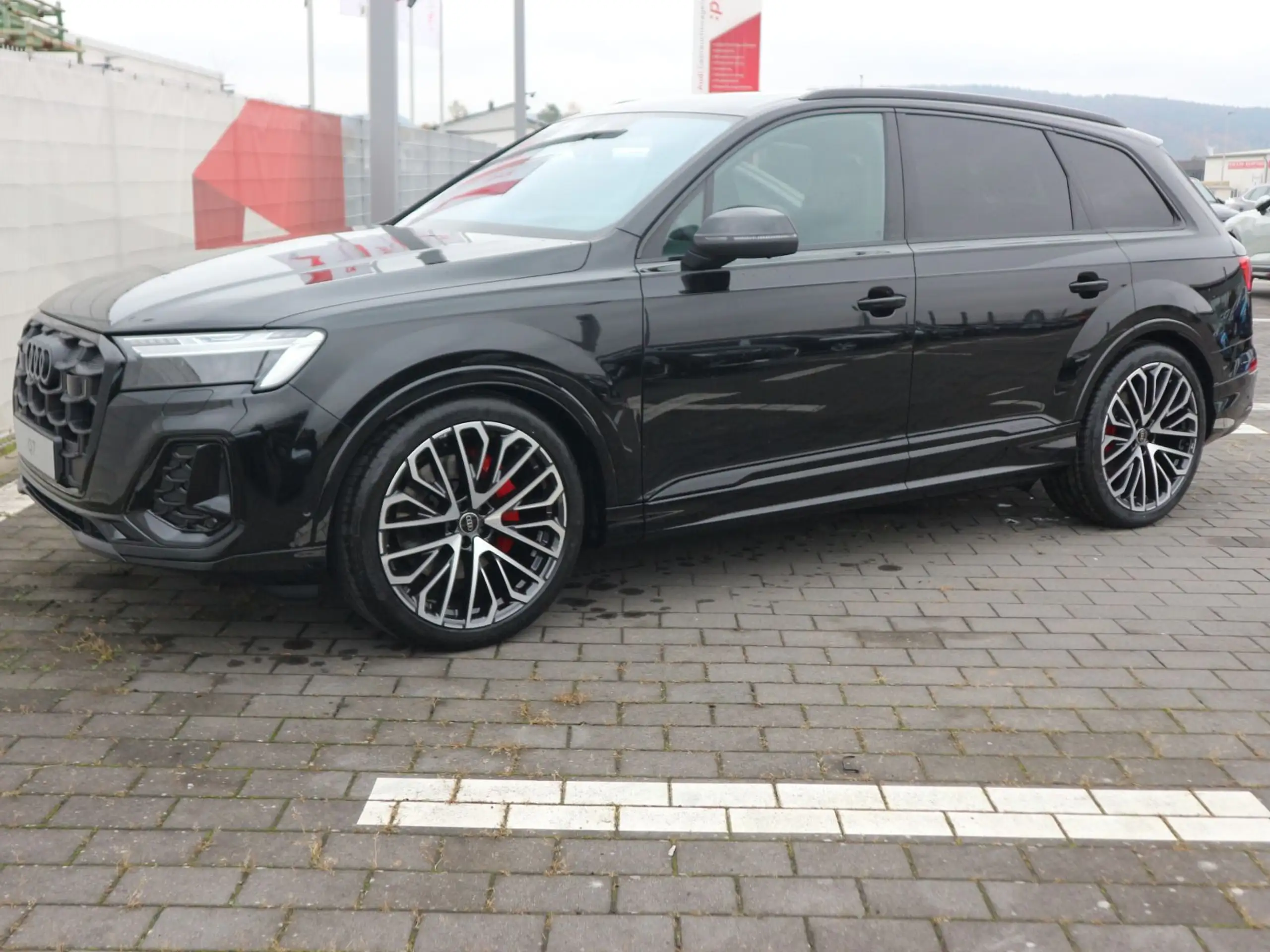 Audi - Q7