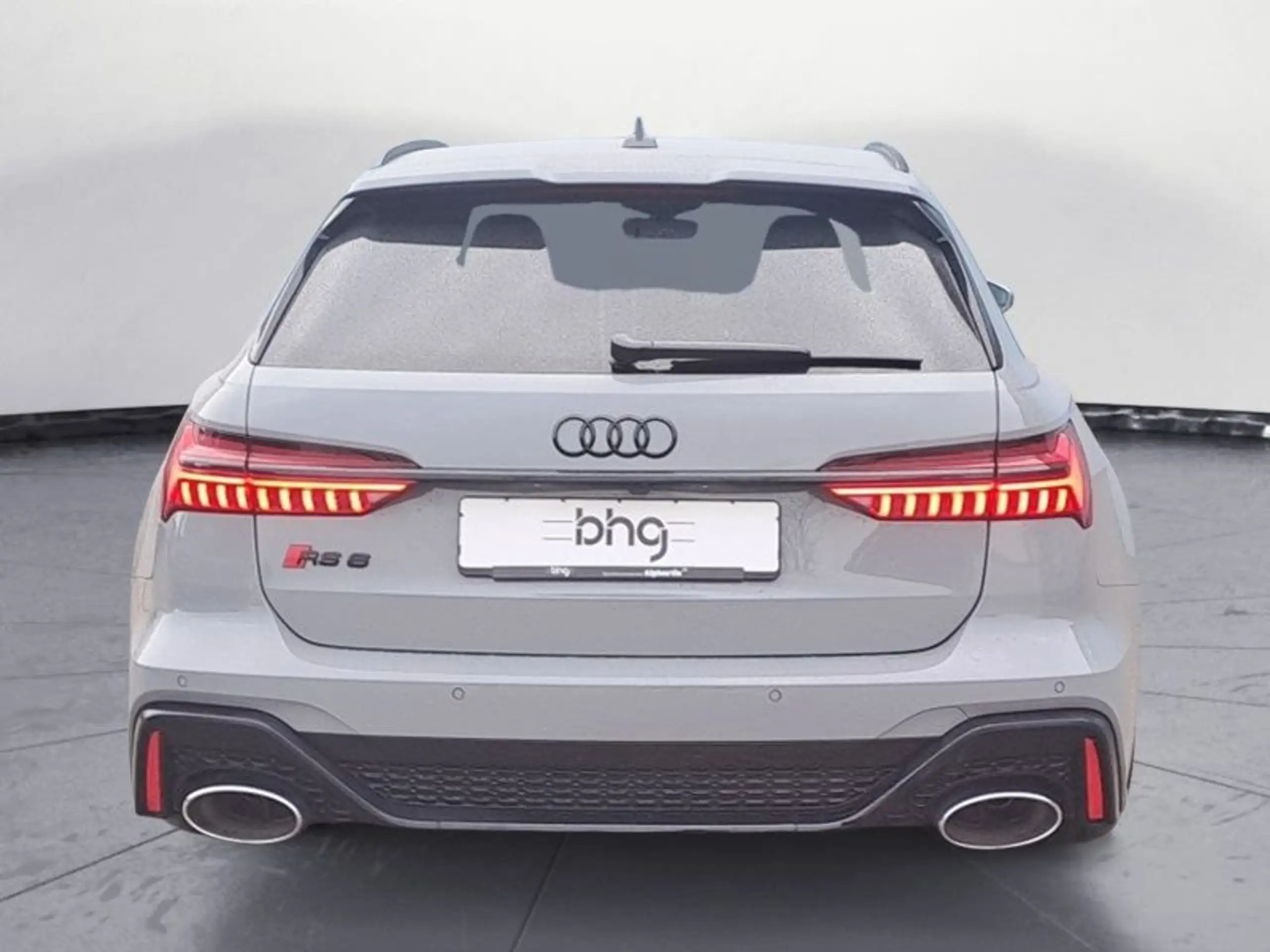 Audi - RS6