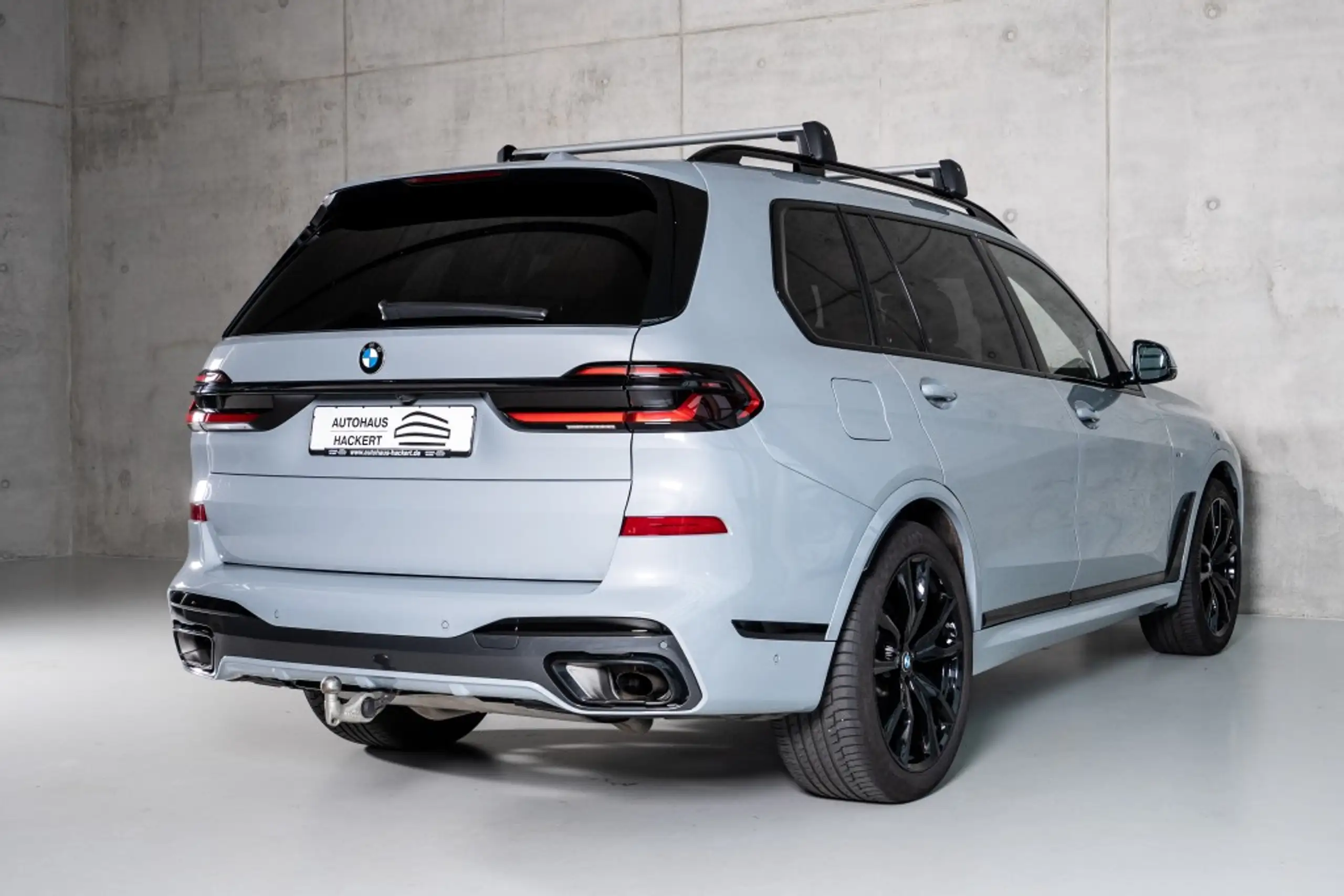 BMW - X7