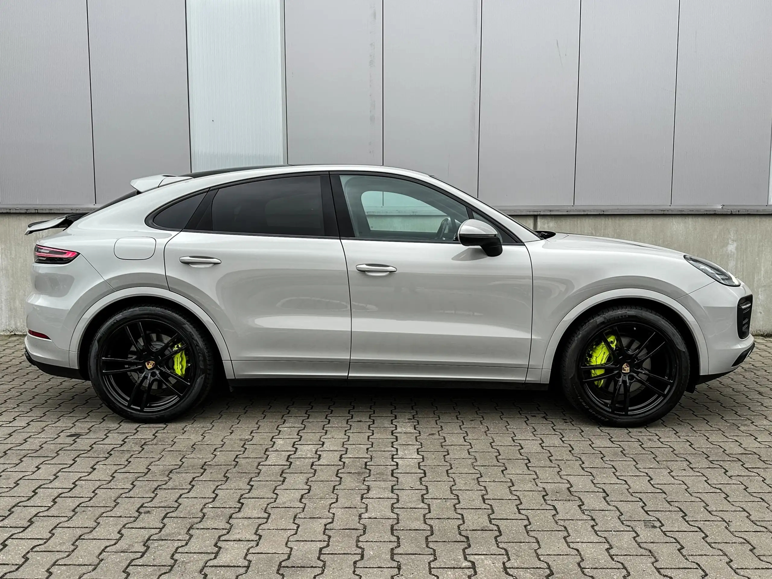 Porsche - Cayenne