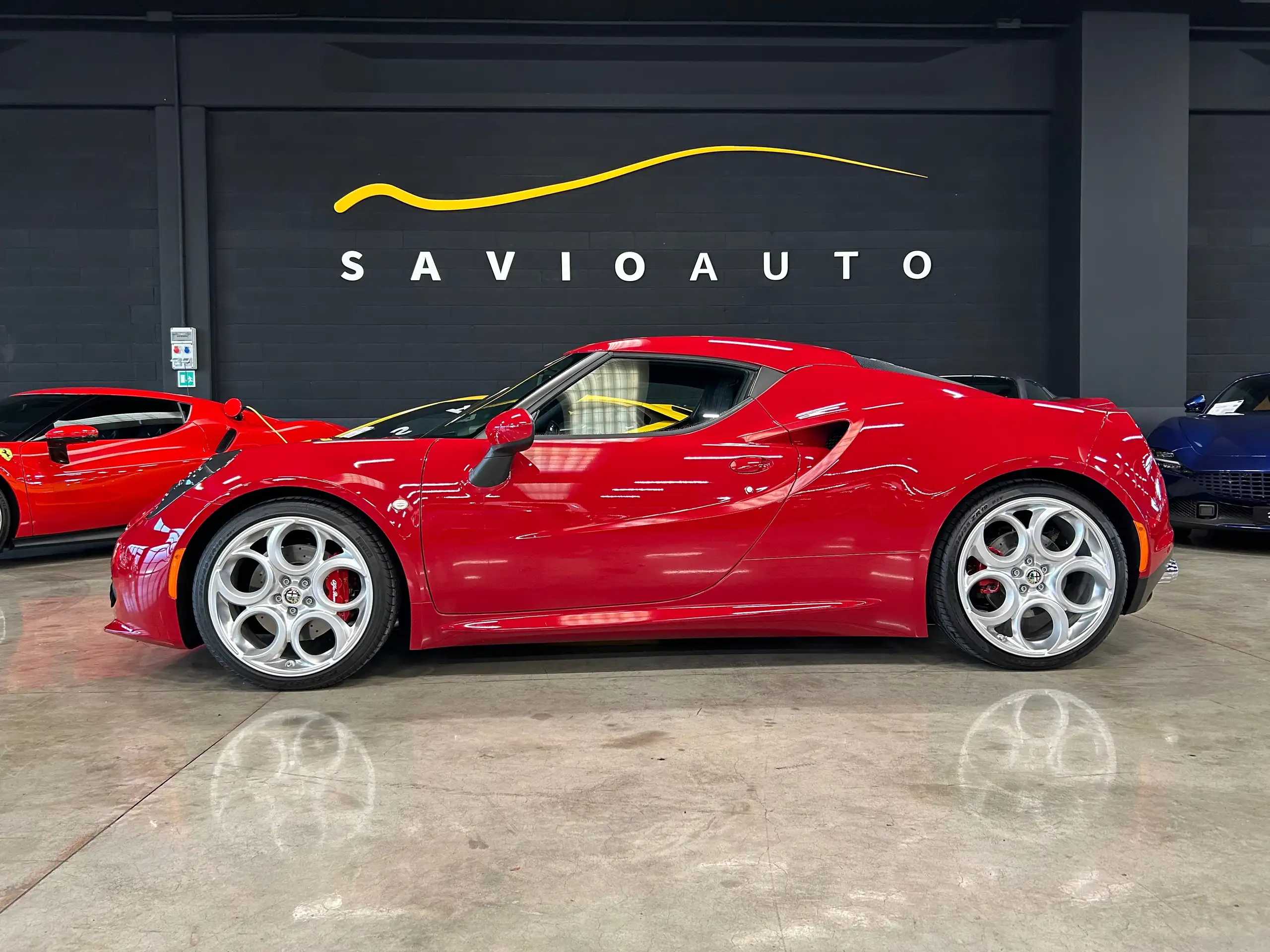 Alfa Romeo - 4C