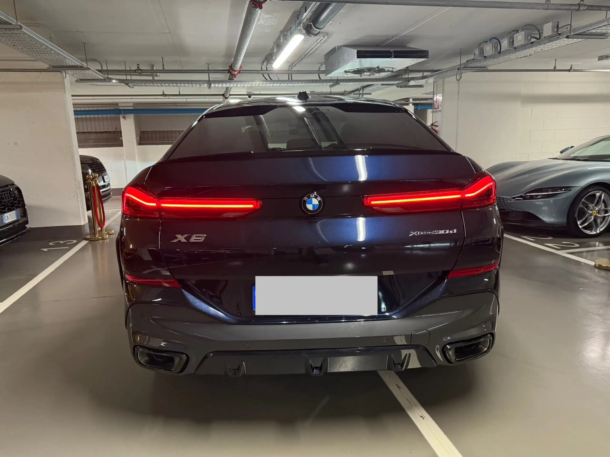 BMW - X6