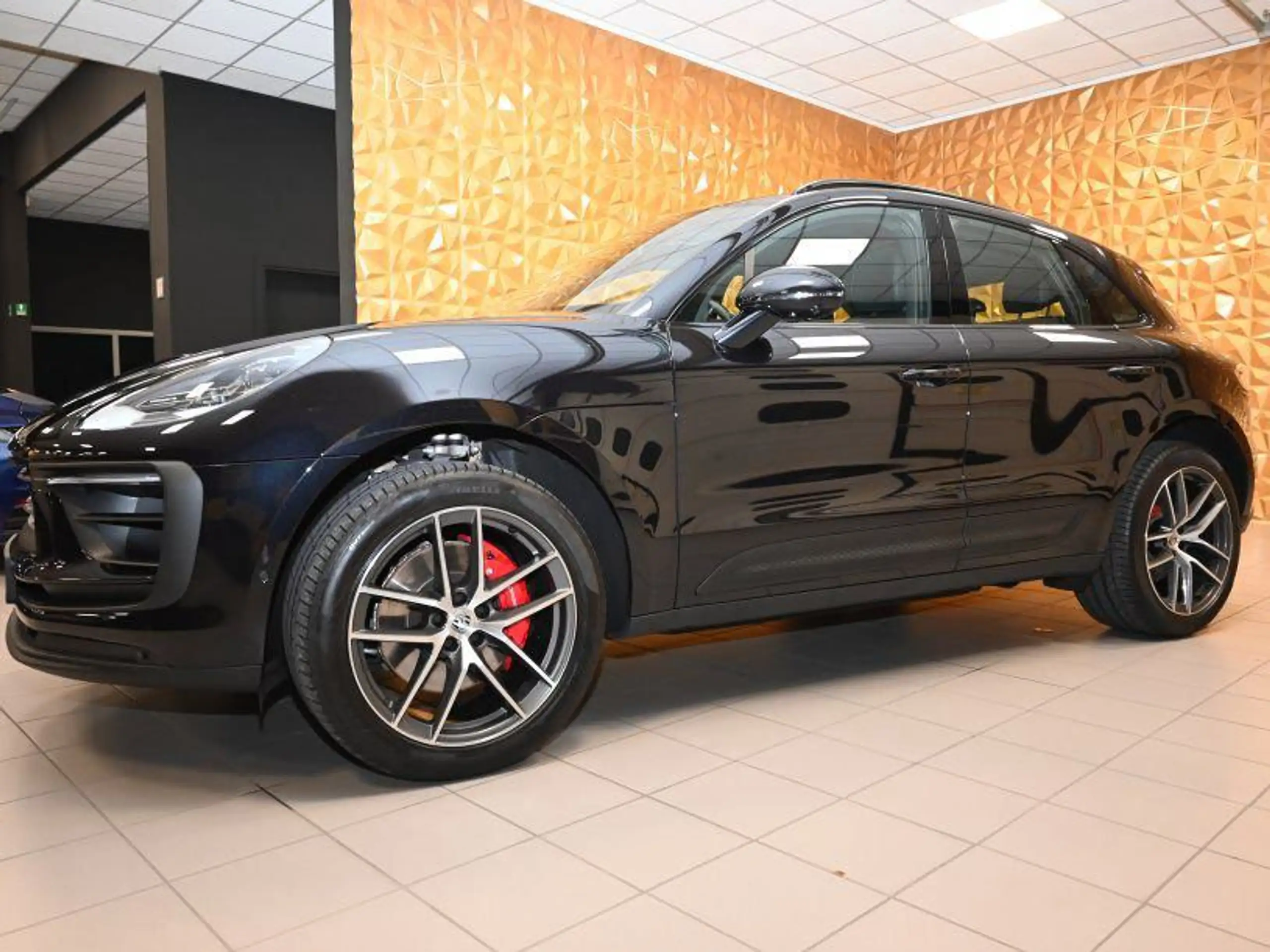 Porsche - Macan