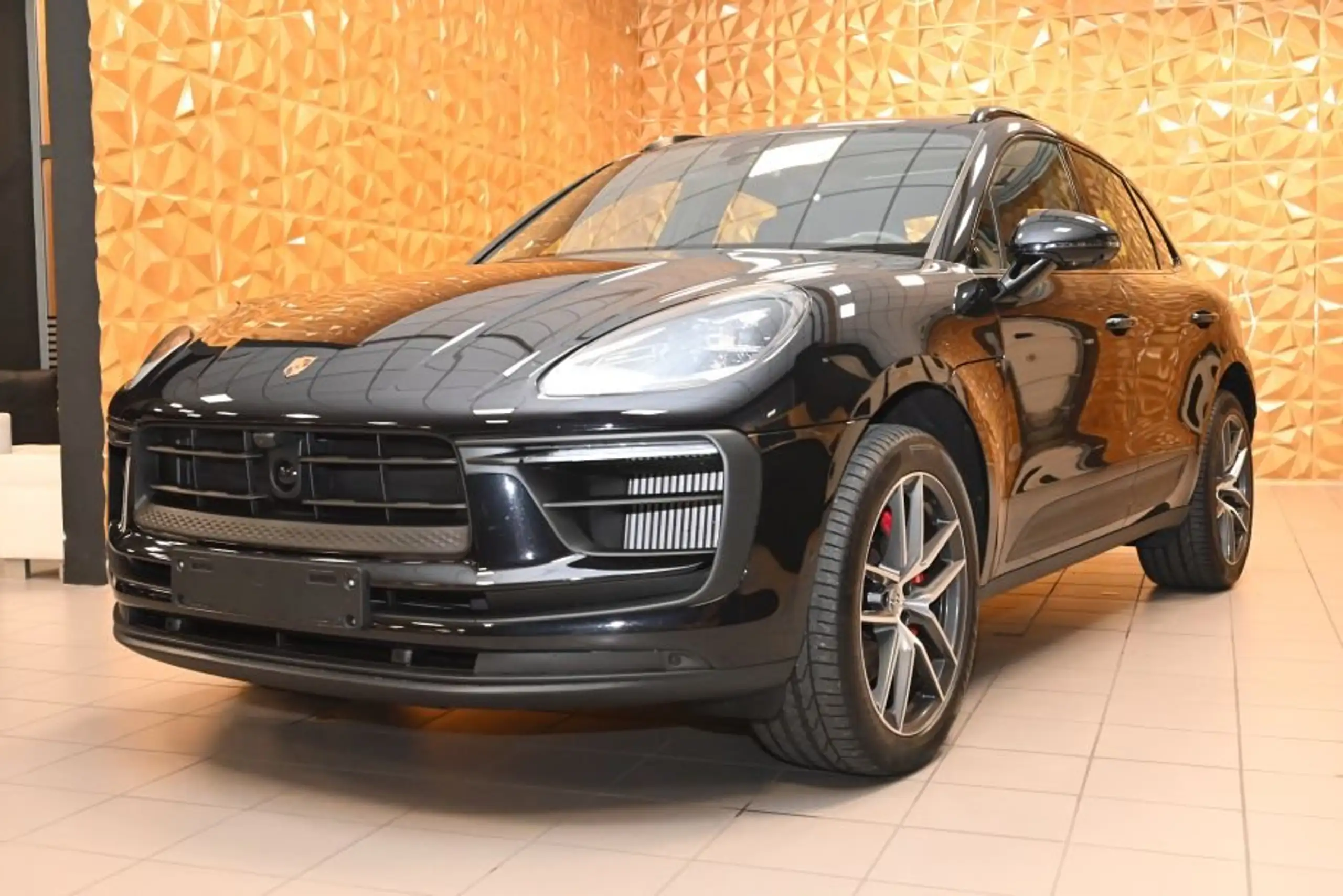 Porsche - Macan