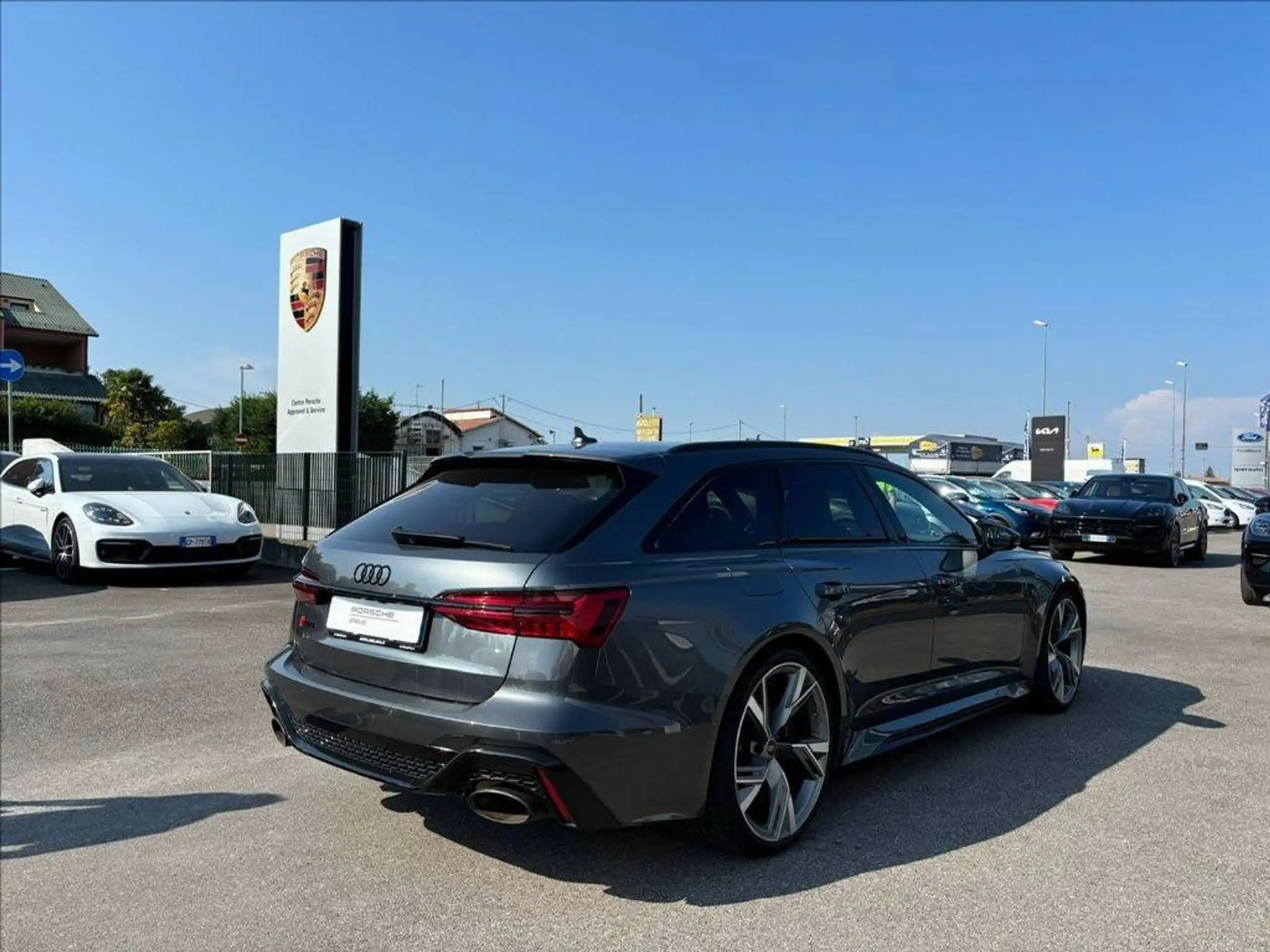 Audi - RS6