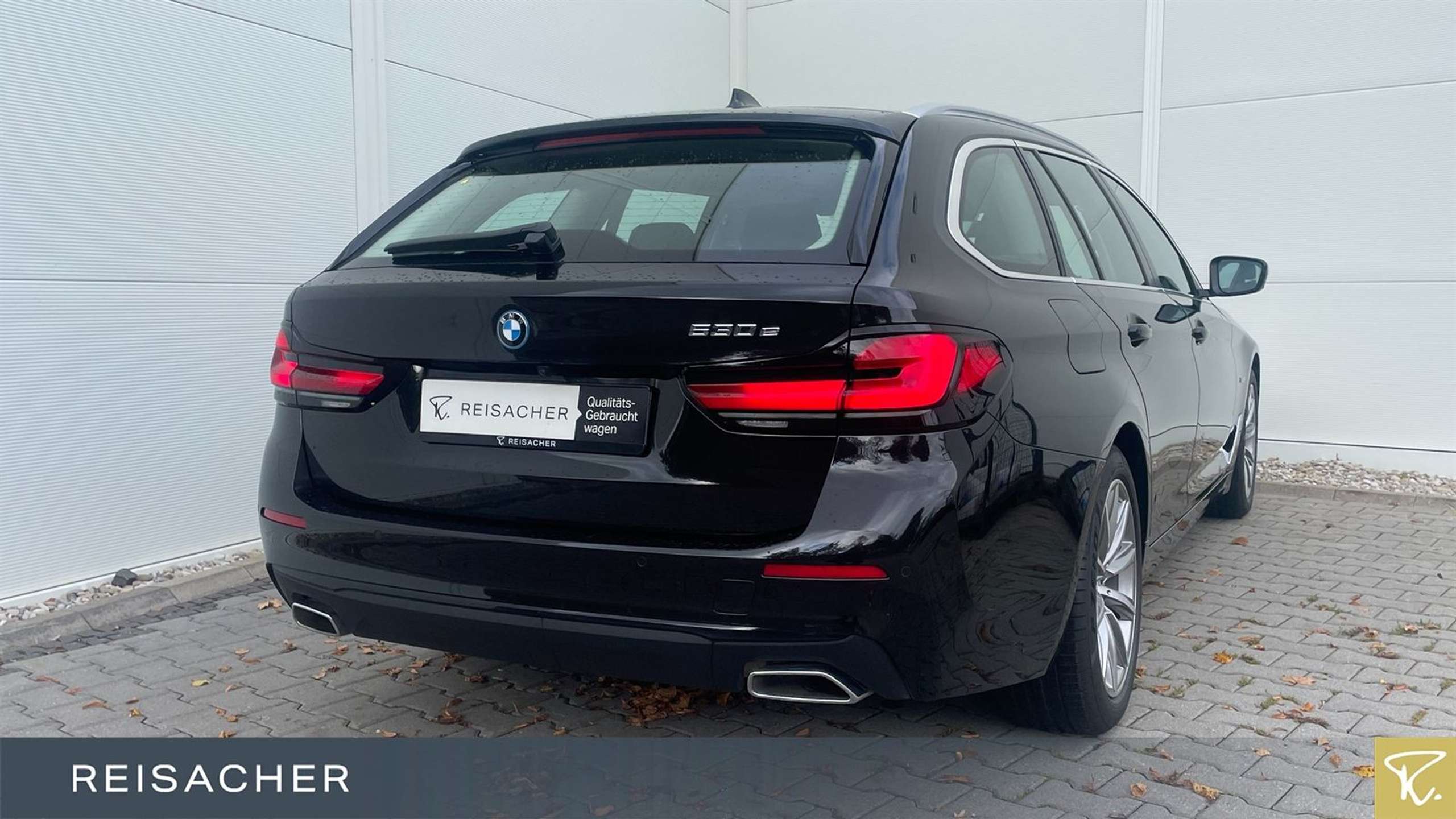 BMW - 530